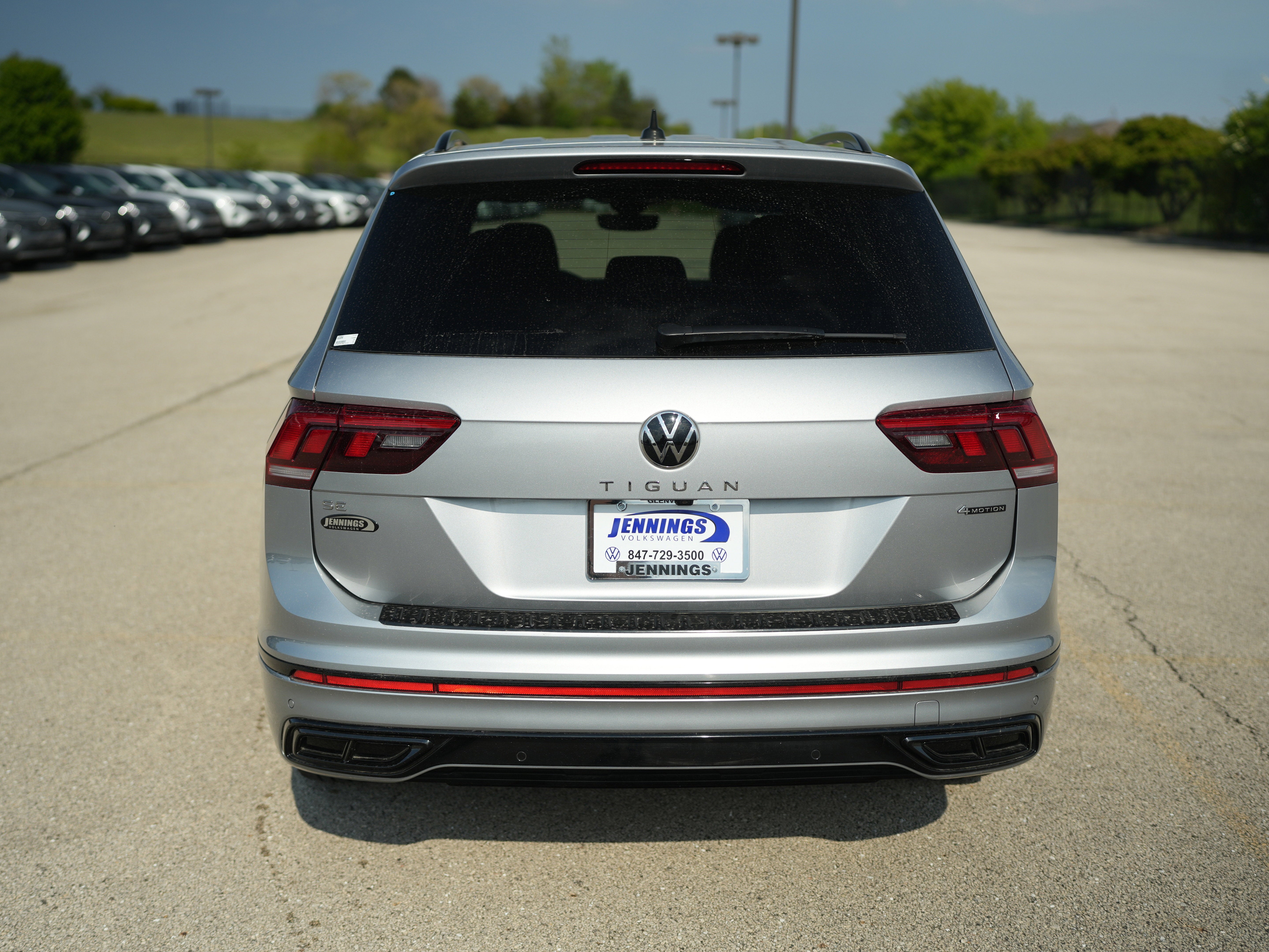 2022 Volkswagen Tiguan 2.0T SE R-Line Black