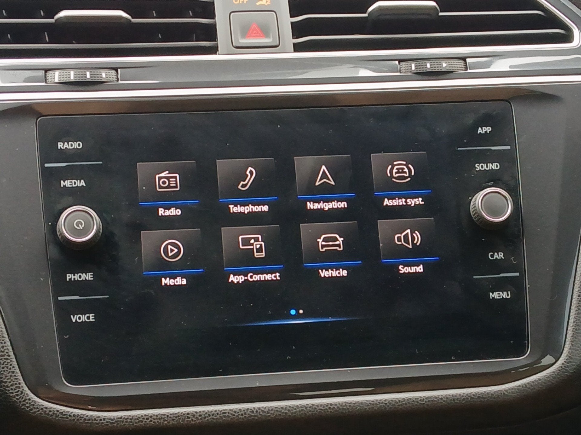 2024 Volkswagen Tiguan 2.0T SE R-Line Black