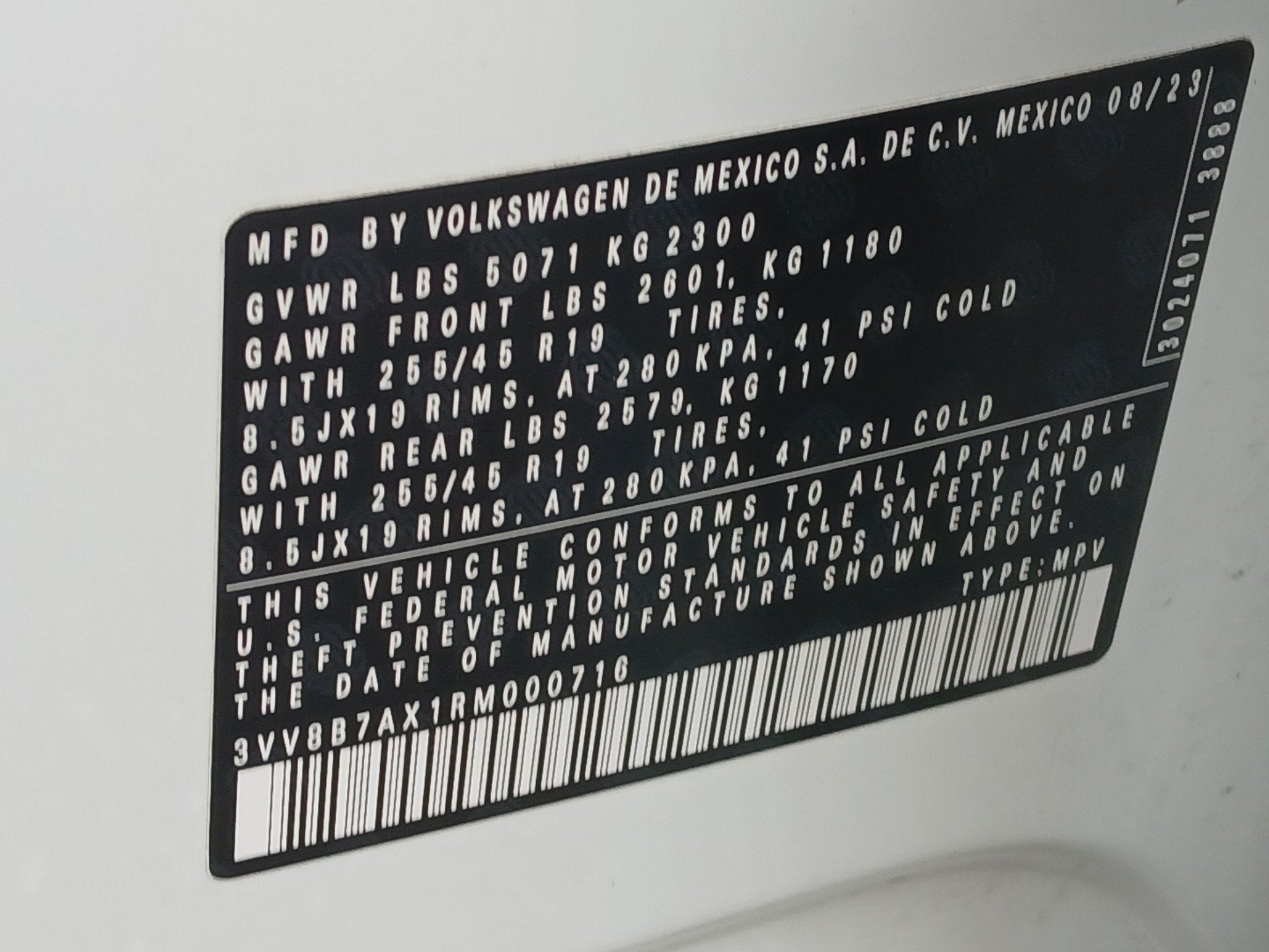 2024 Volkswagen Tiguan 2.0T SE R-Line Black