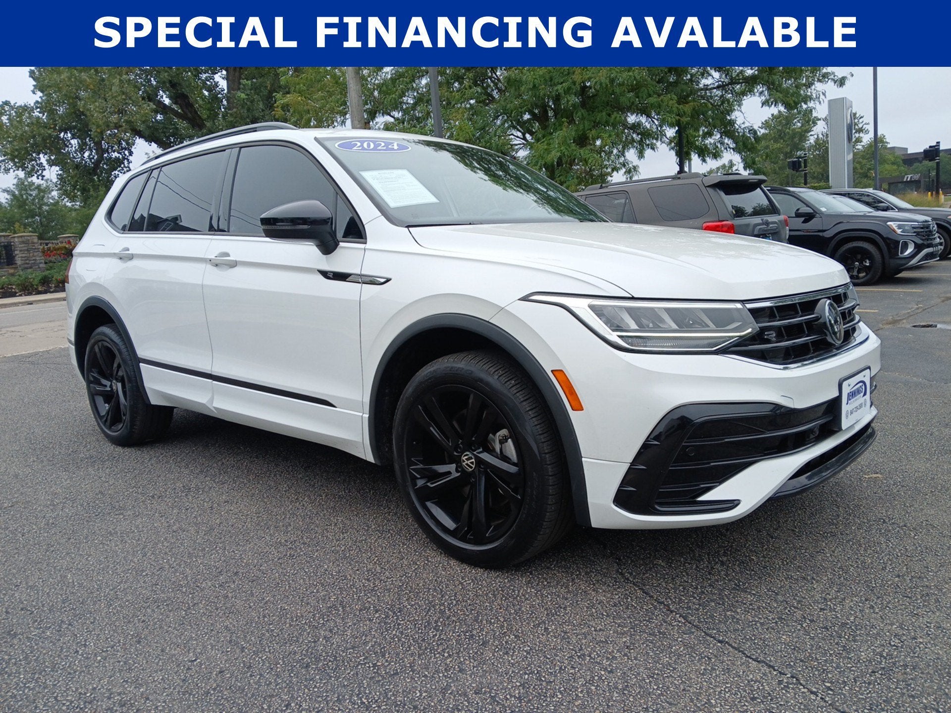 2024 Volkswagen Tiguan 2.0T SE R-Line Black