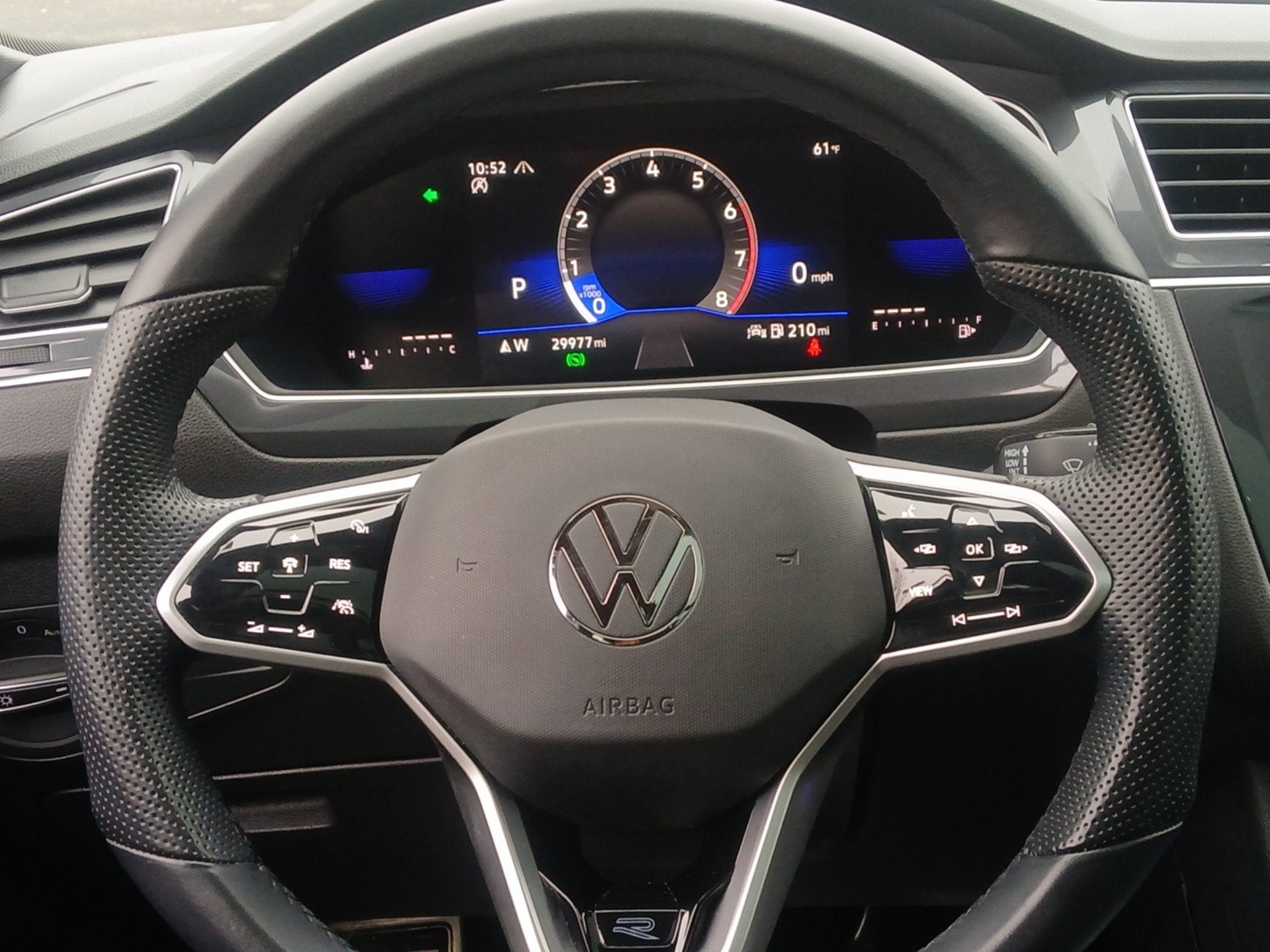2024 Volkswagen Tiguan 2.0T SE R-Line Black