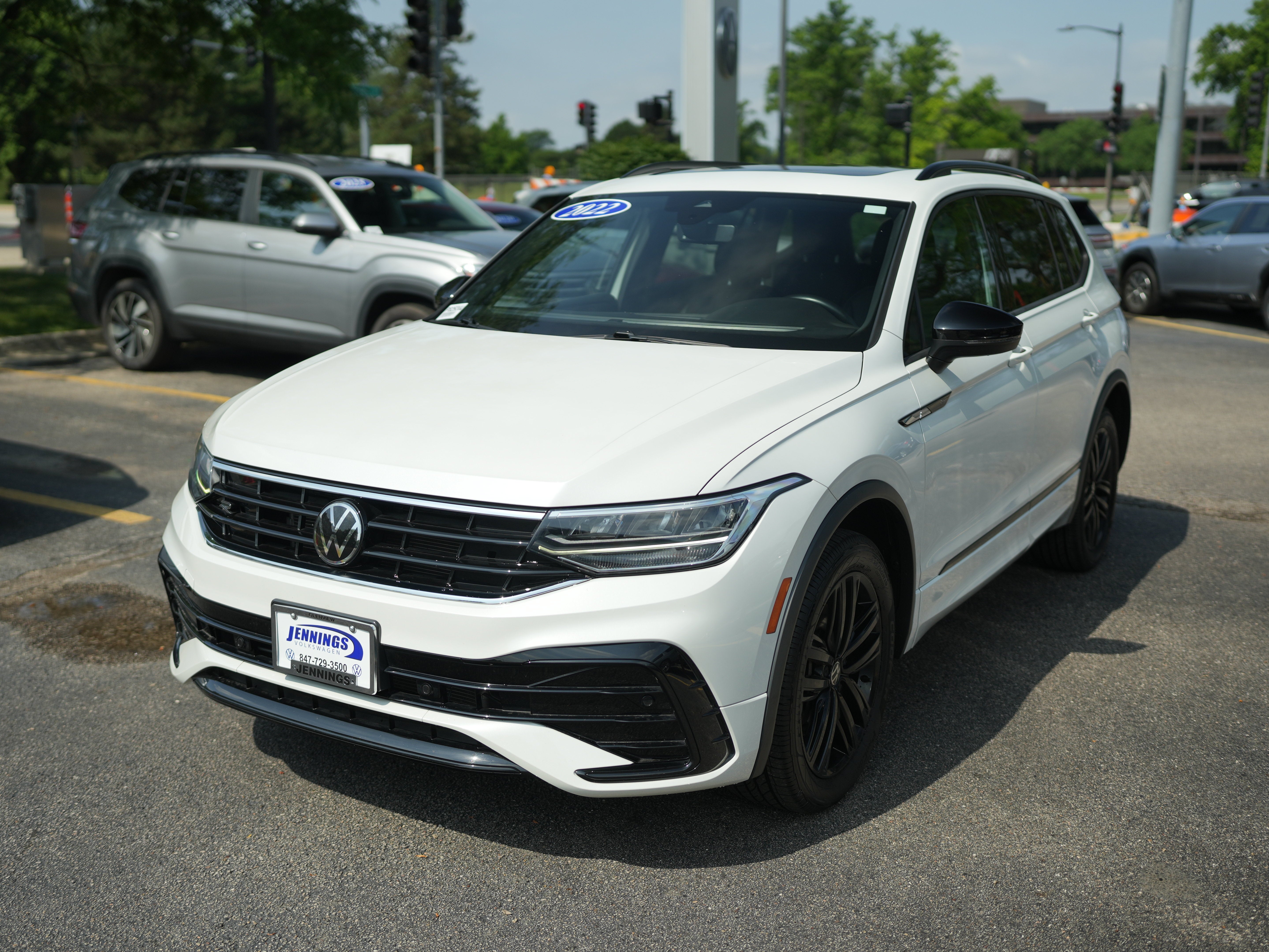 2022 Volkswagen Tiguan 2.0T SE R-Line Black