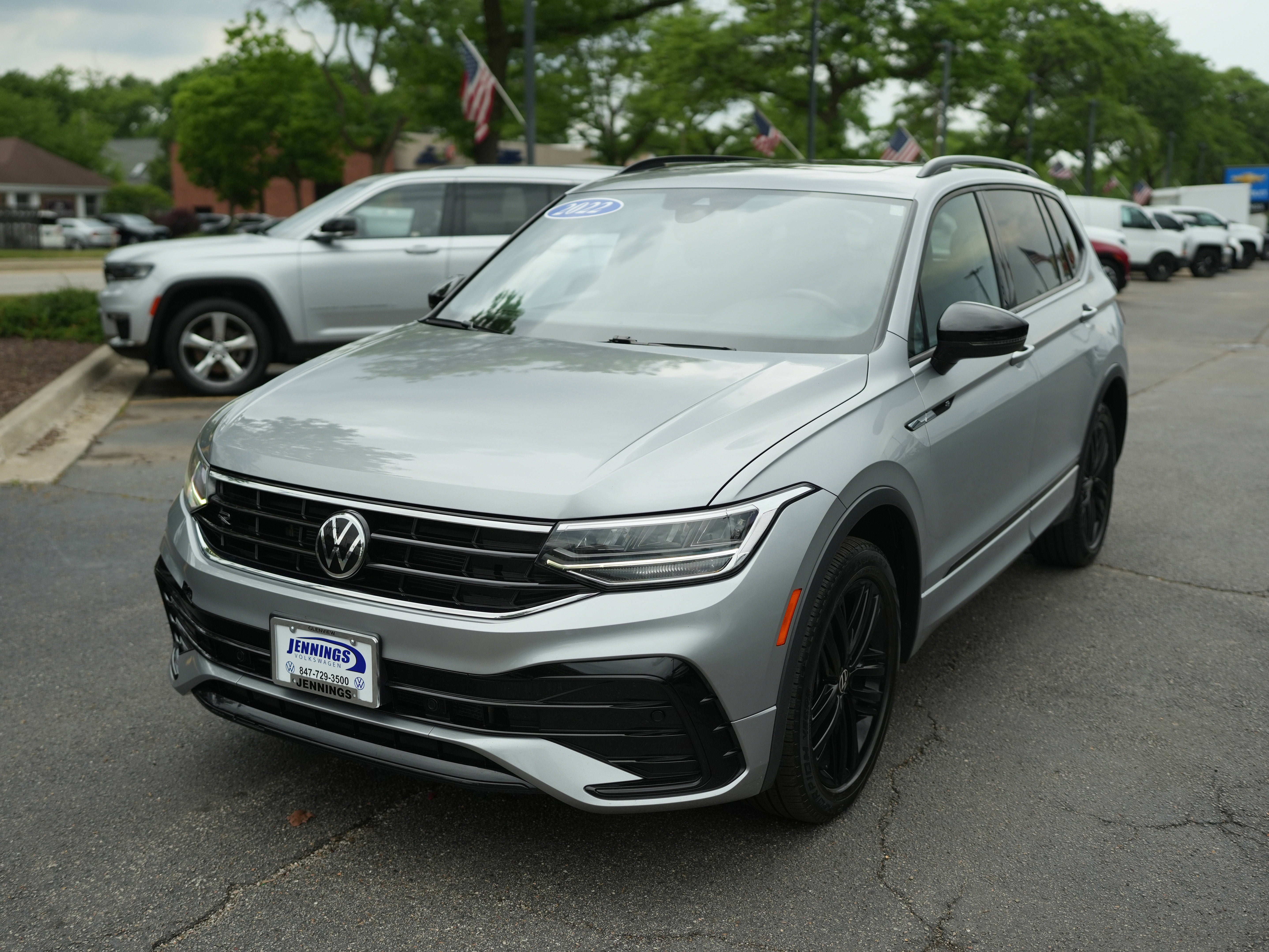 2022 Volkswagen Tiguan 2.0T SE R-Line Black