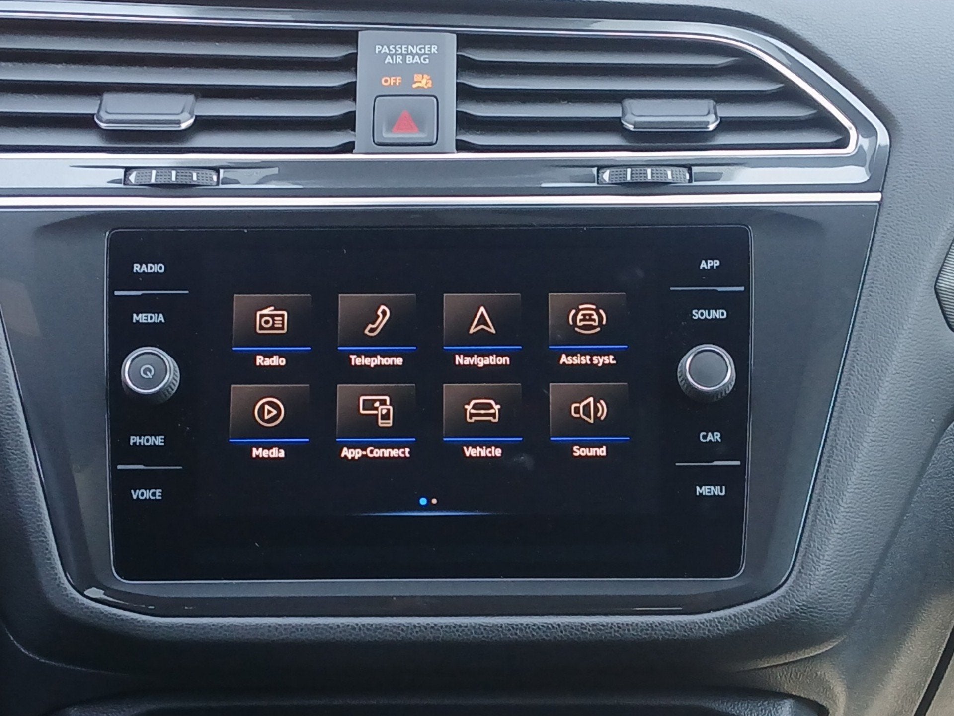 2023 Volkswagen Tiguan 2.0T SE R-Line Black