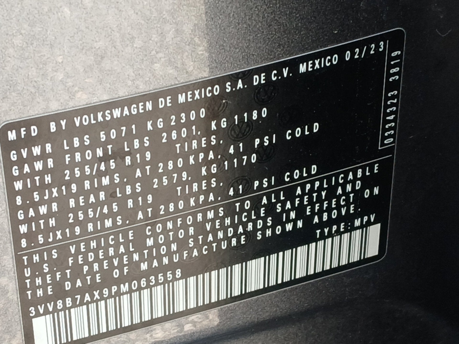 2023 Volkswagen Tiguan 2.0T SE R-Line Black
