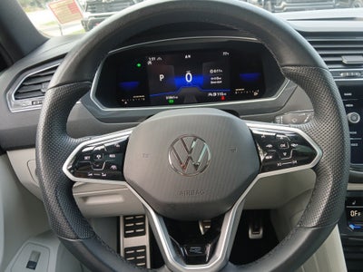 2022 Volkswagen Tiguan 2.0T SE R-Line Black