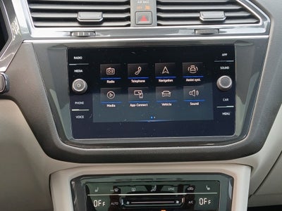 2022 Volkswagen Tiguan 2.0T SE R-Line Black