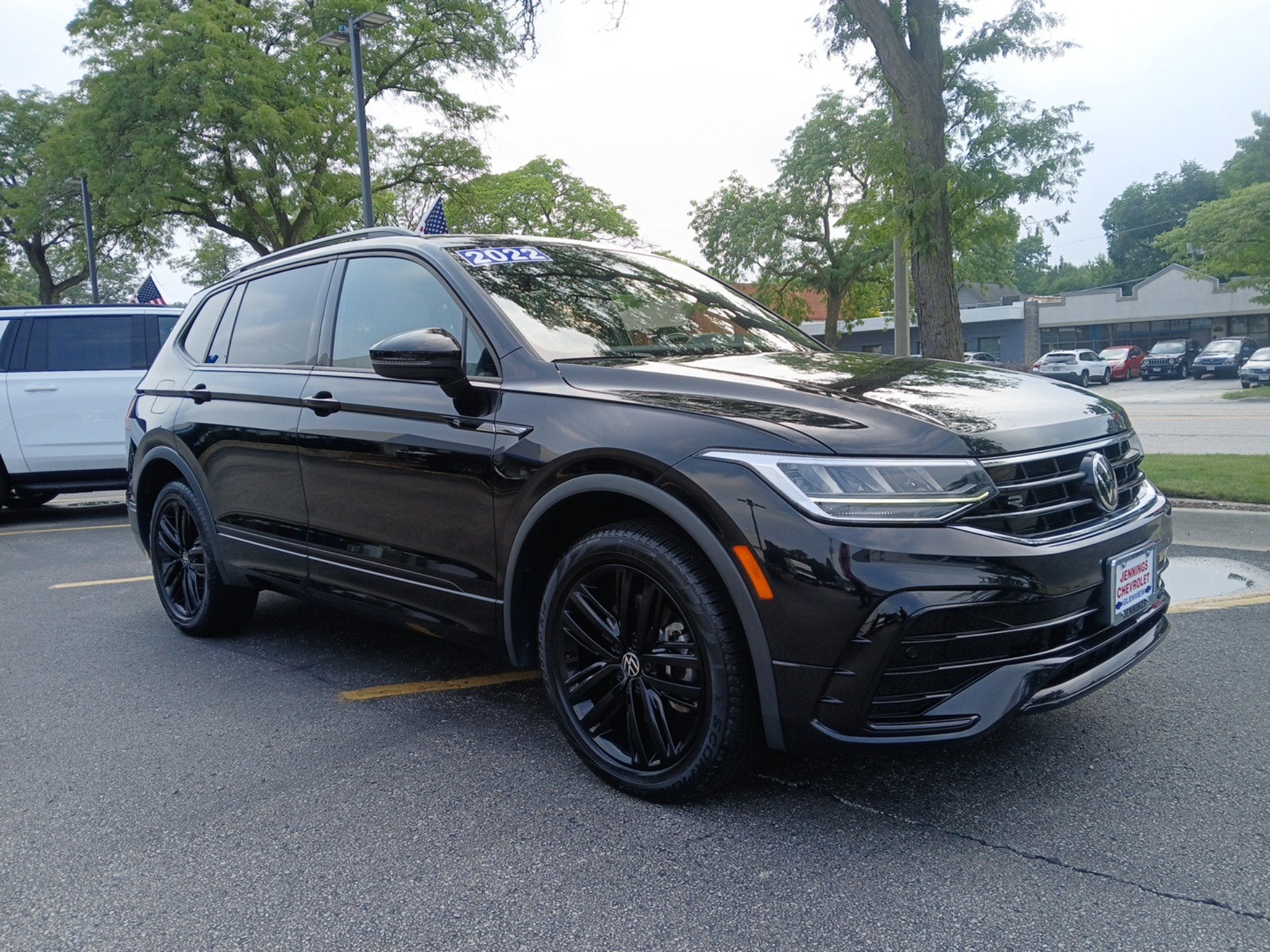 2022 Volkswagen Tiguan 2.0T SE R-Line Black