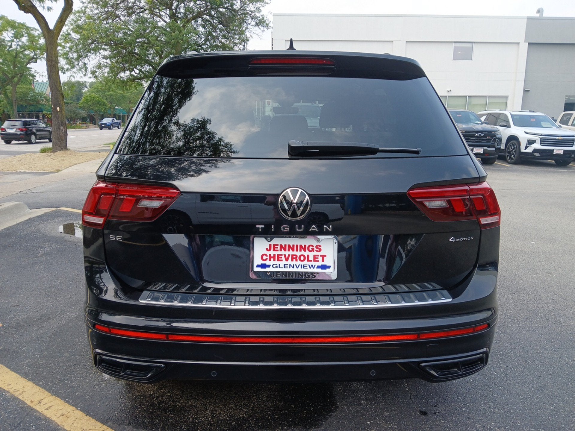 2022 Volkswagen Tiguan 2.0T SE R-Line Black