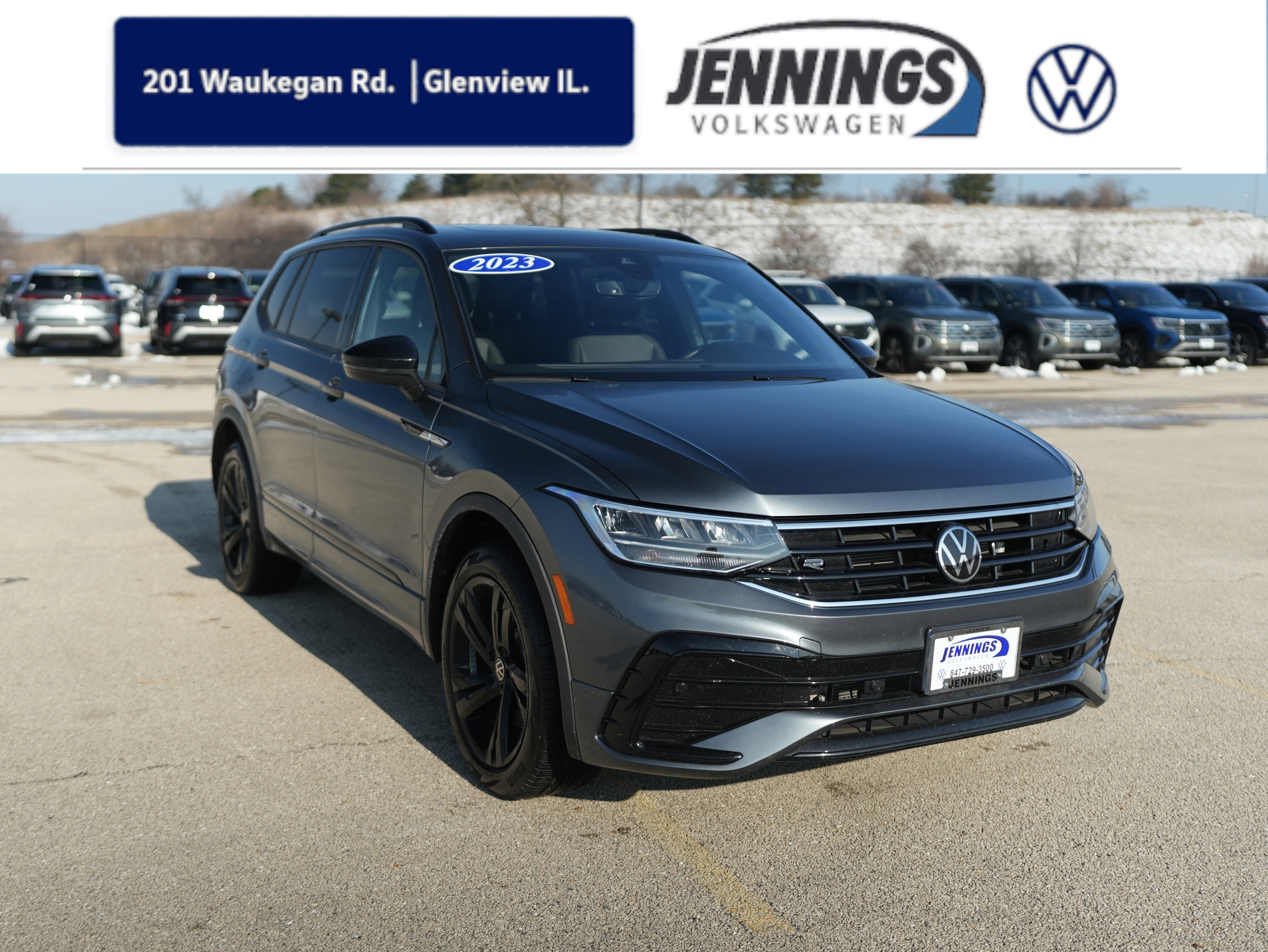 2023 Volkswagen Tiguan SE R-Line Black