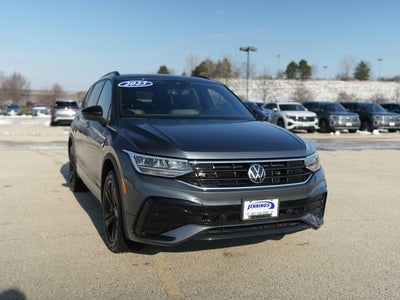 2023 Volkswagen Tiguan SE R-Line Black