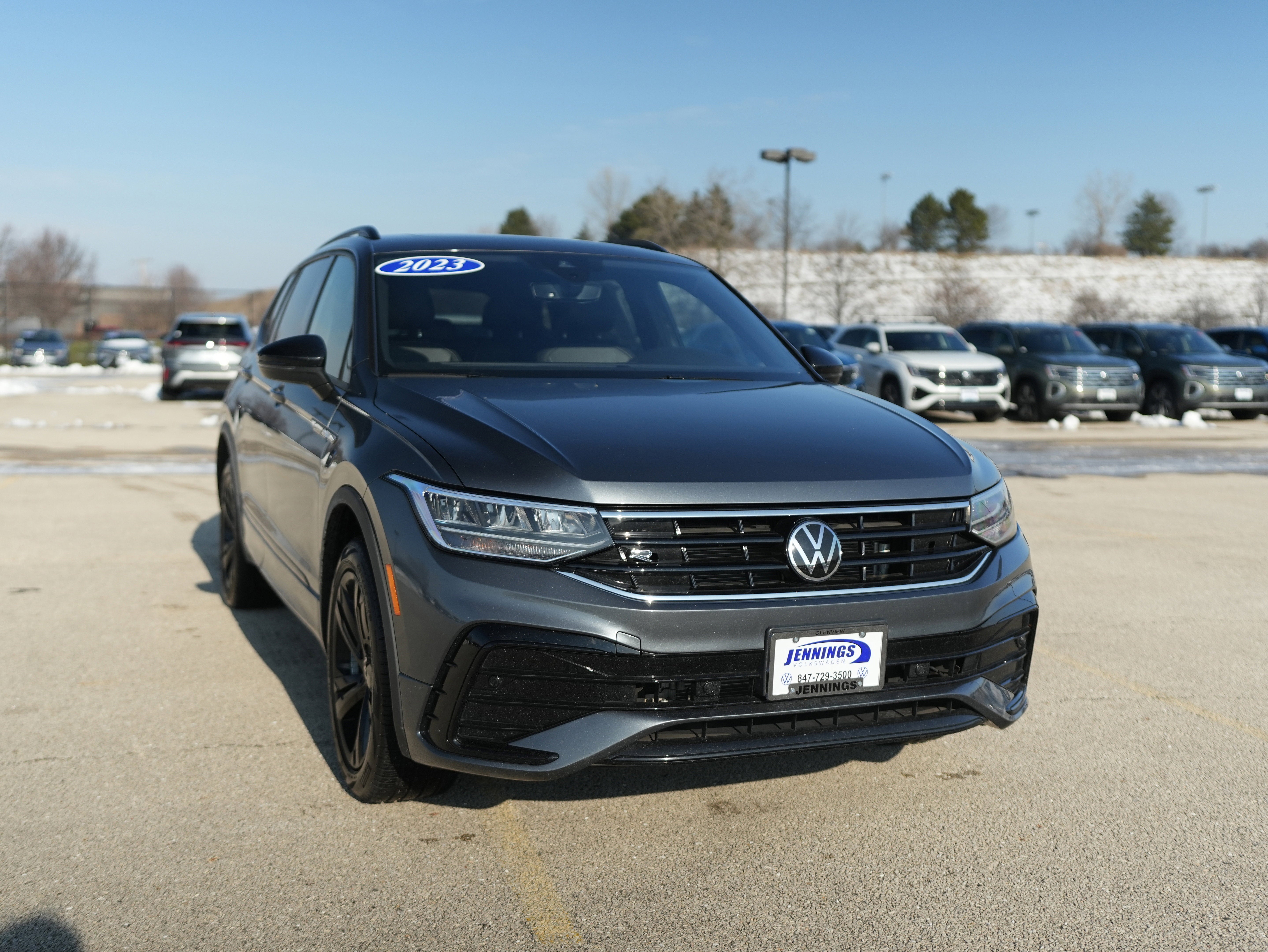 2023 Volkswagen Tiguan SE R-Line Black