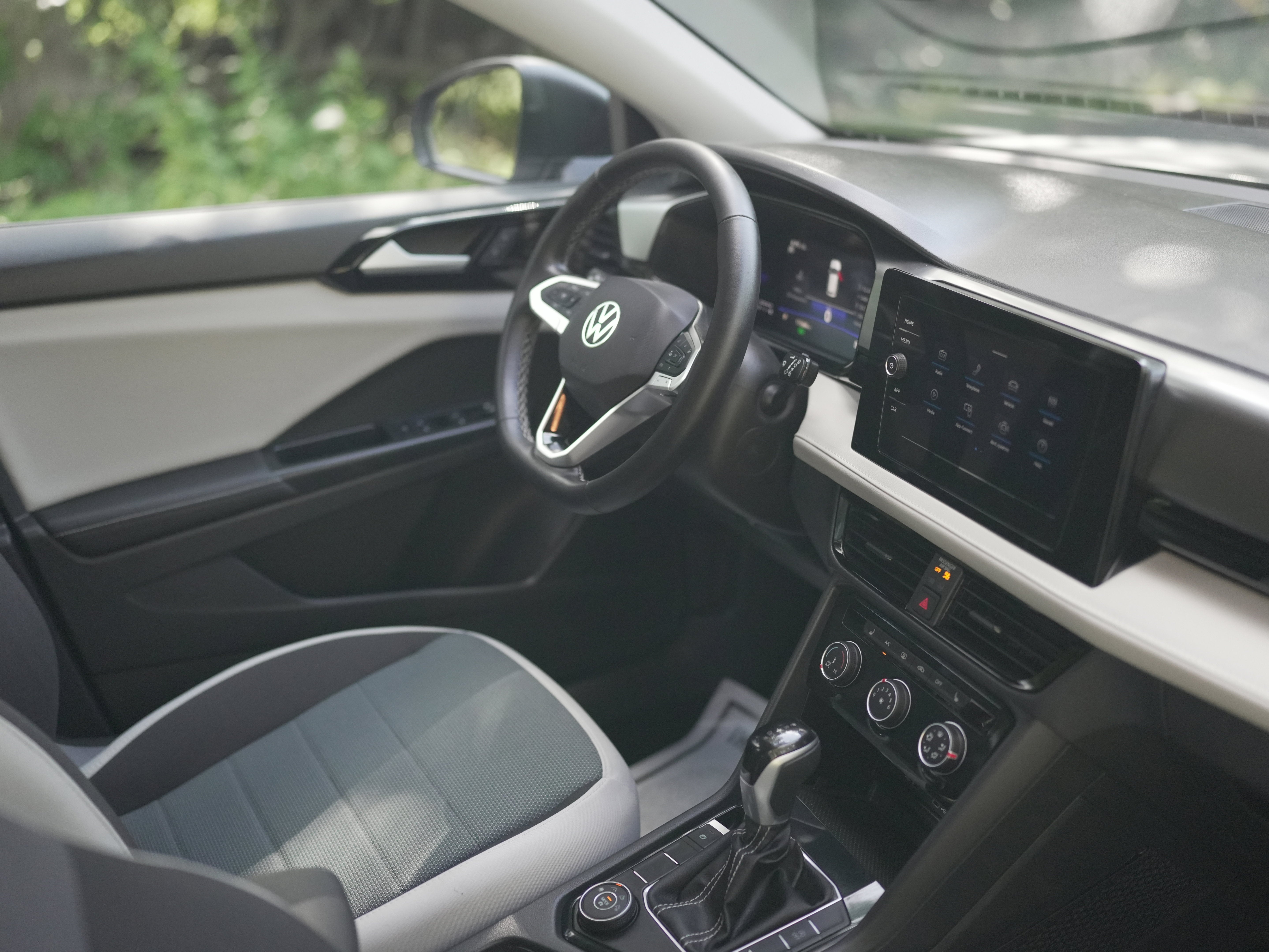 2025 Volkswagen Taos S