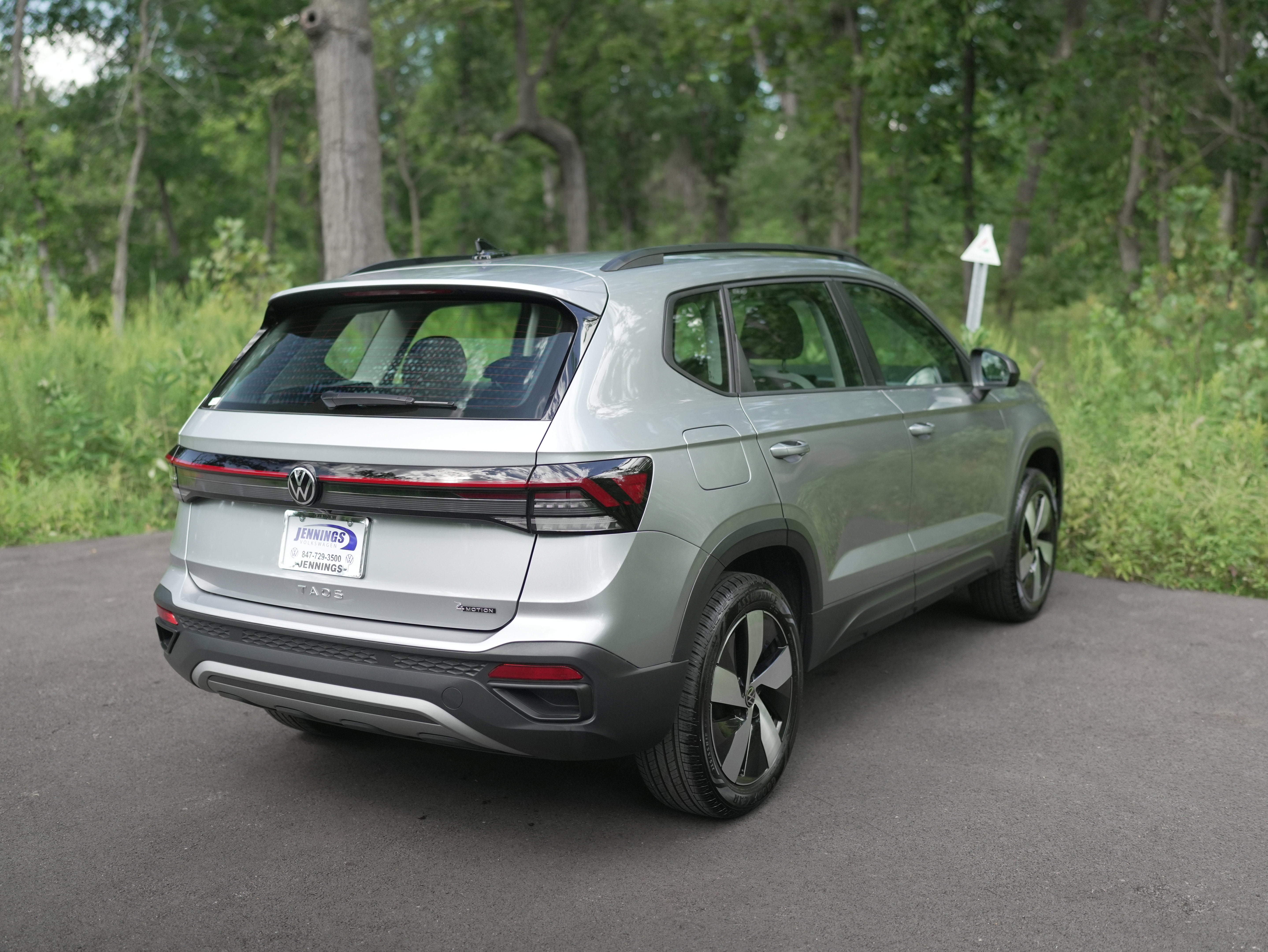 2025 Volkswagen Taos S