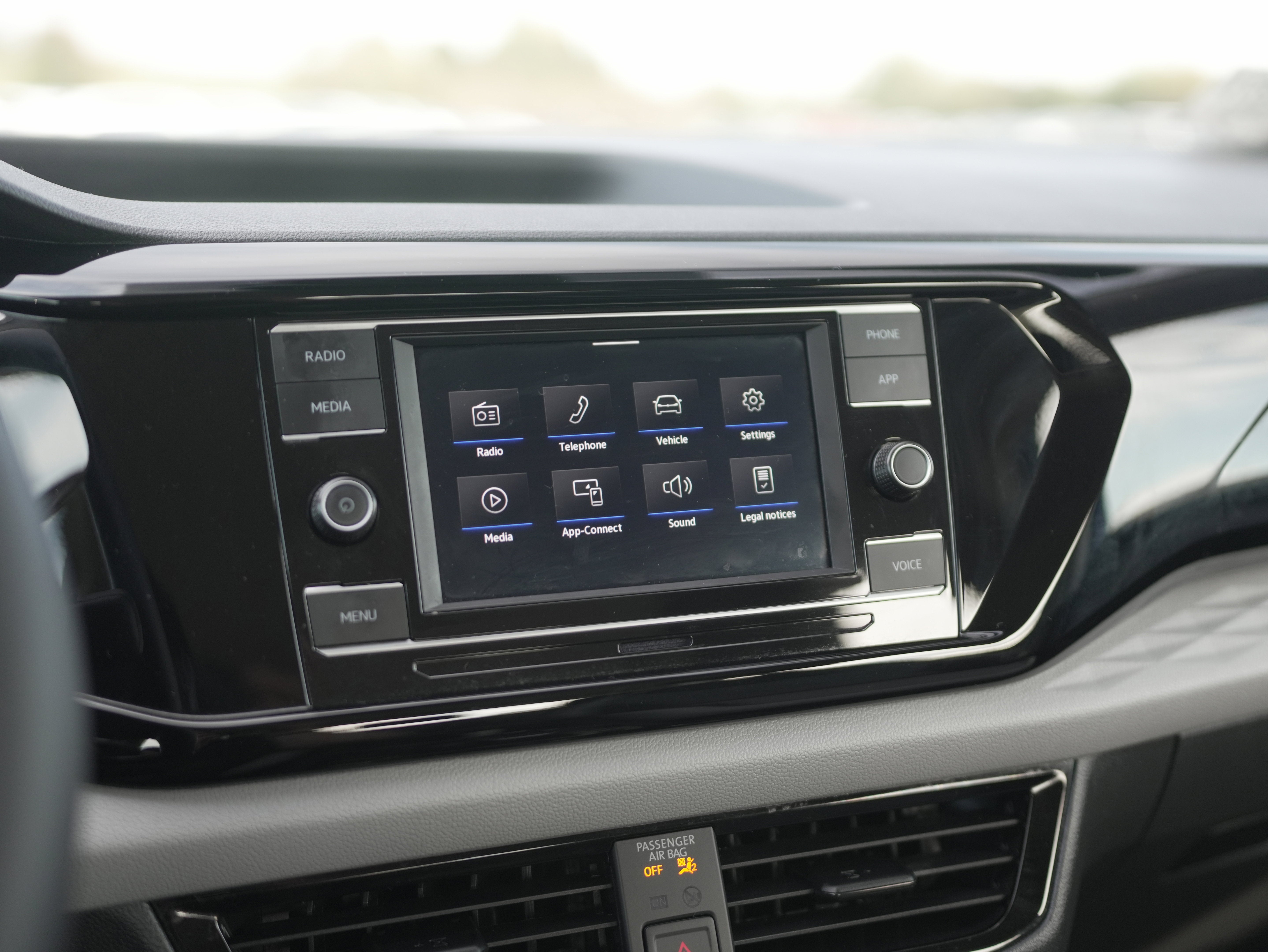 2024 Volkswagen Taos S