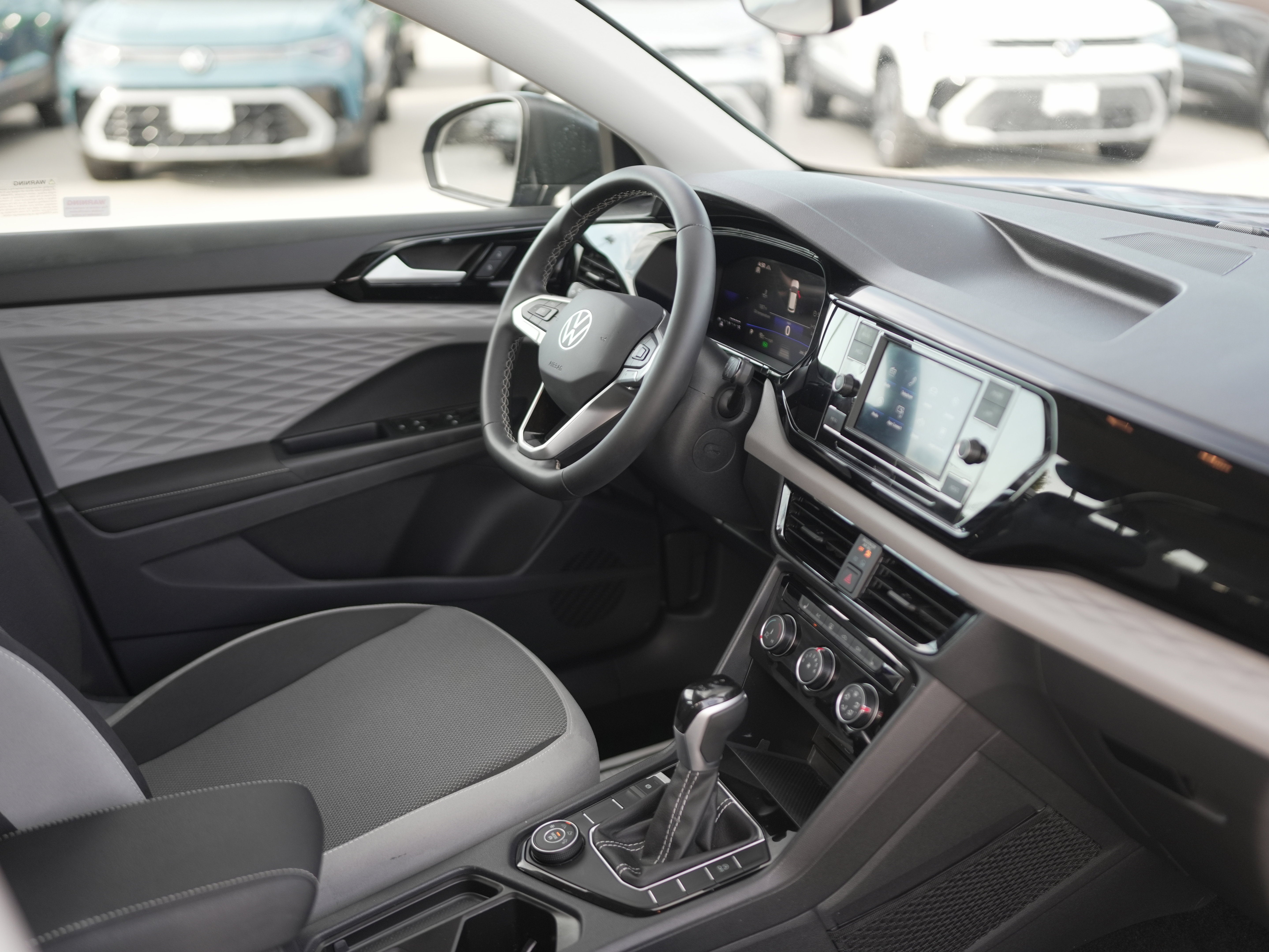 2024 Volkswagen Taos S