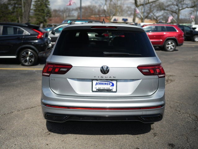 2022 Volkswagen Tiguan SE R-Line Black