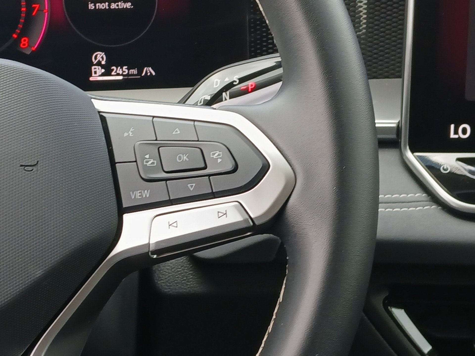 2025 Volkswagen Tiguan SE