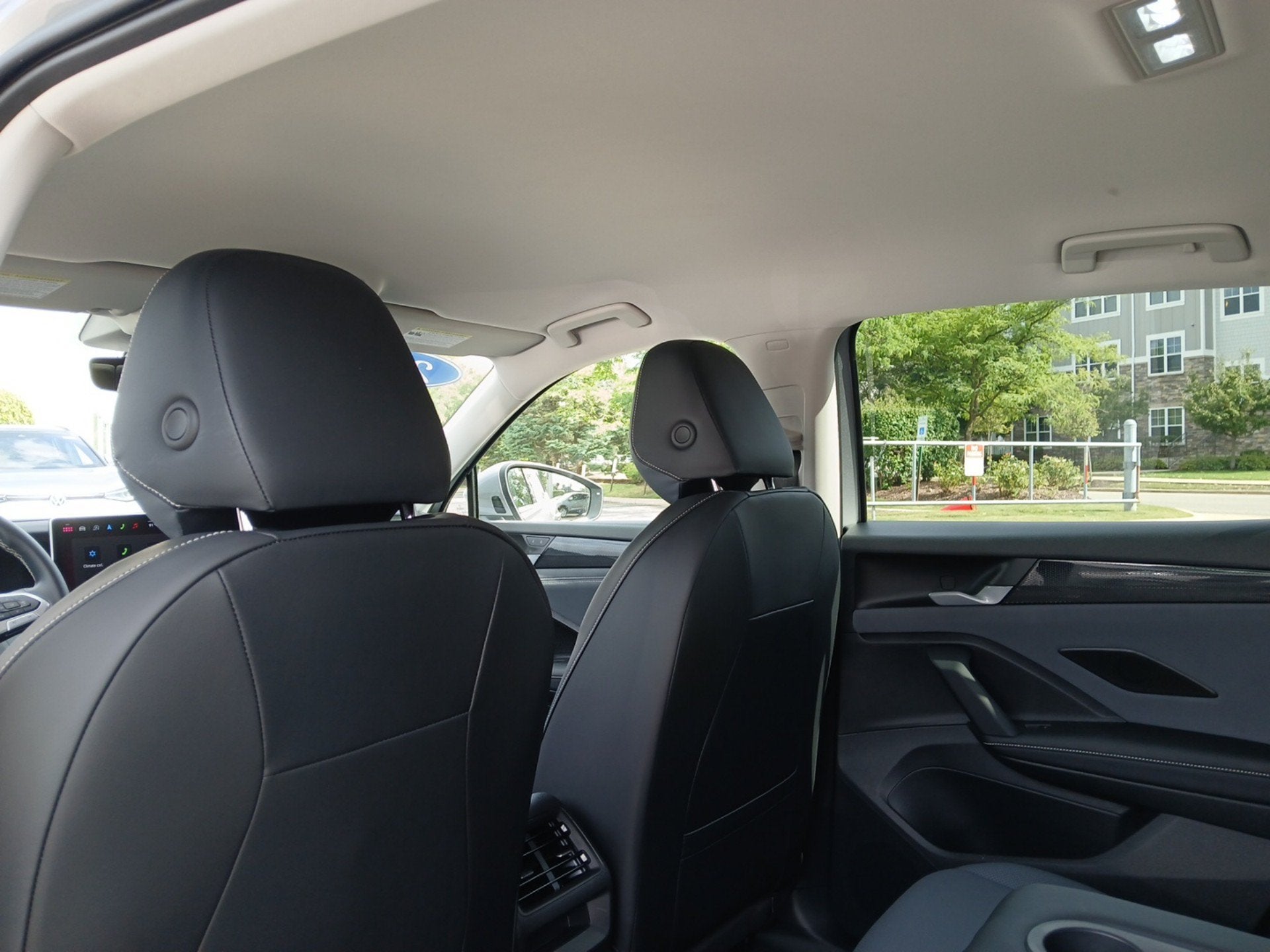 2025 Volkswagen Tiguan SE