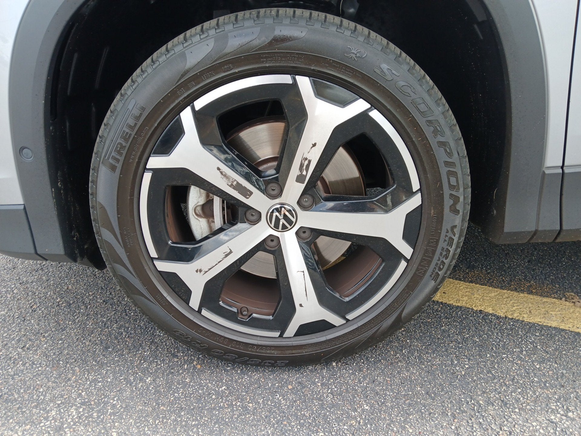 2025 Volkswagen Tiguan SE