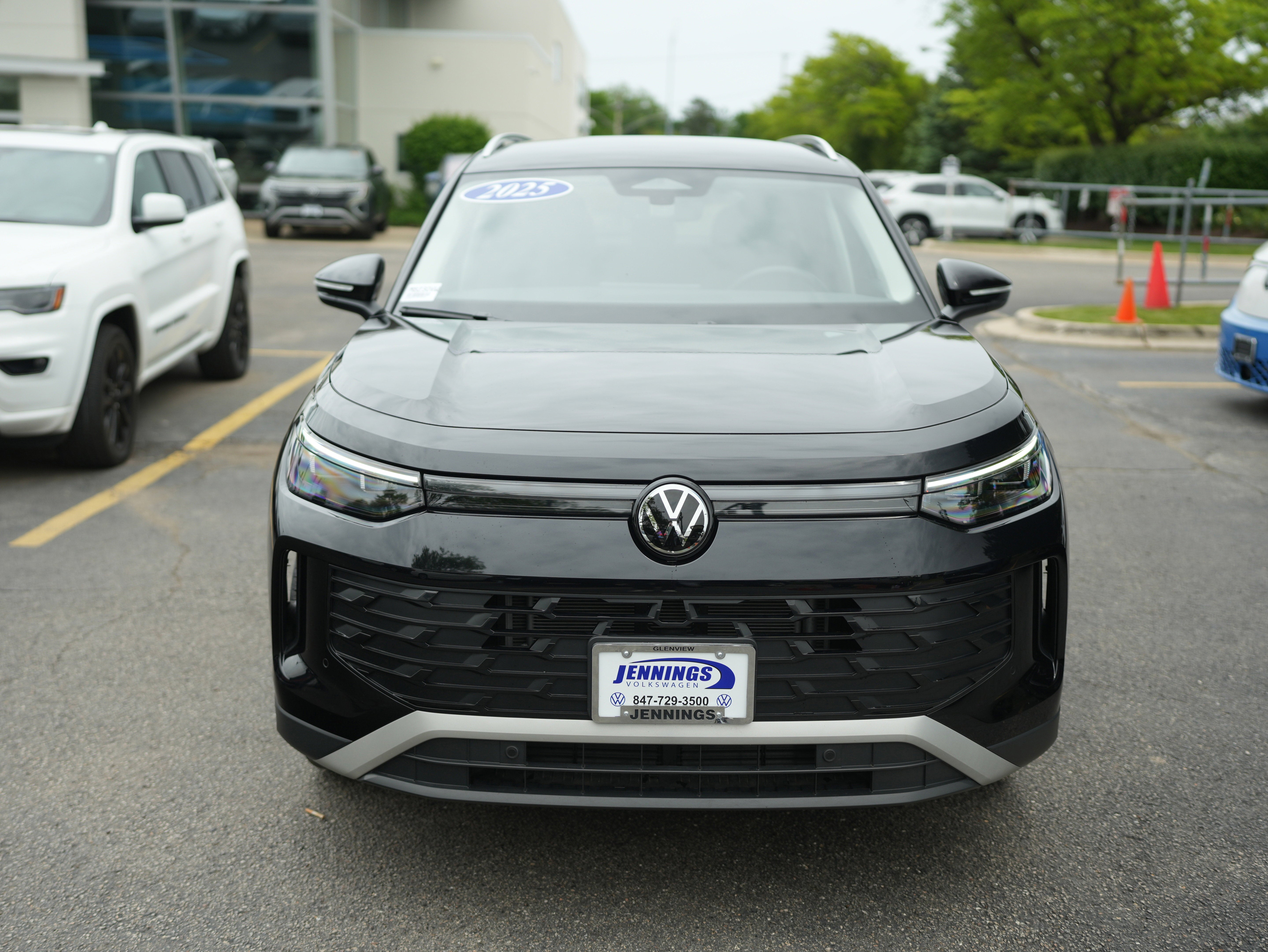 2025 Volkswagen Tiguan 2.0T SE