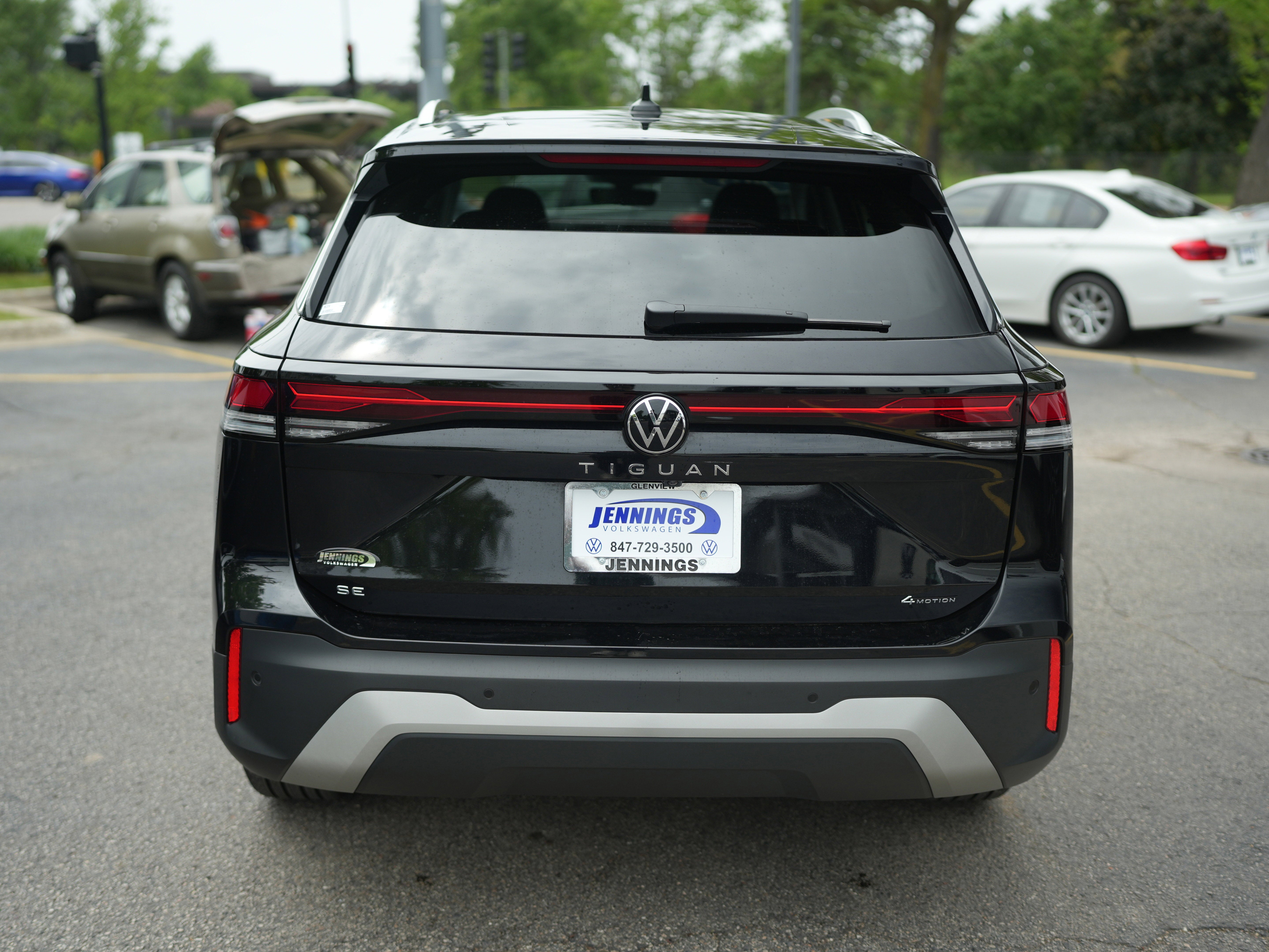 2025 Volkswagen Tiguan 2.0T SE