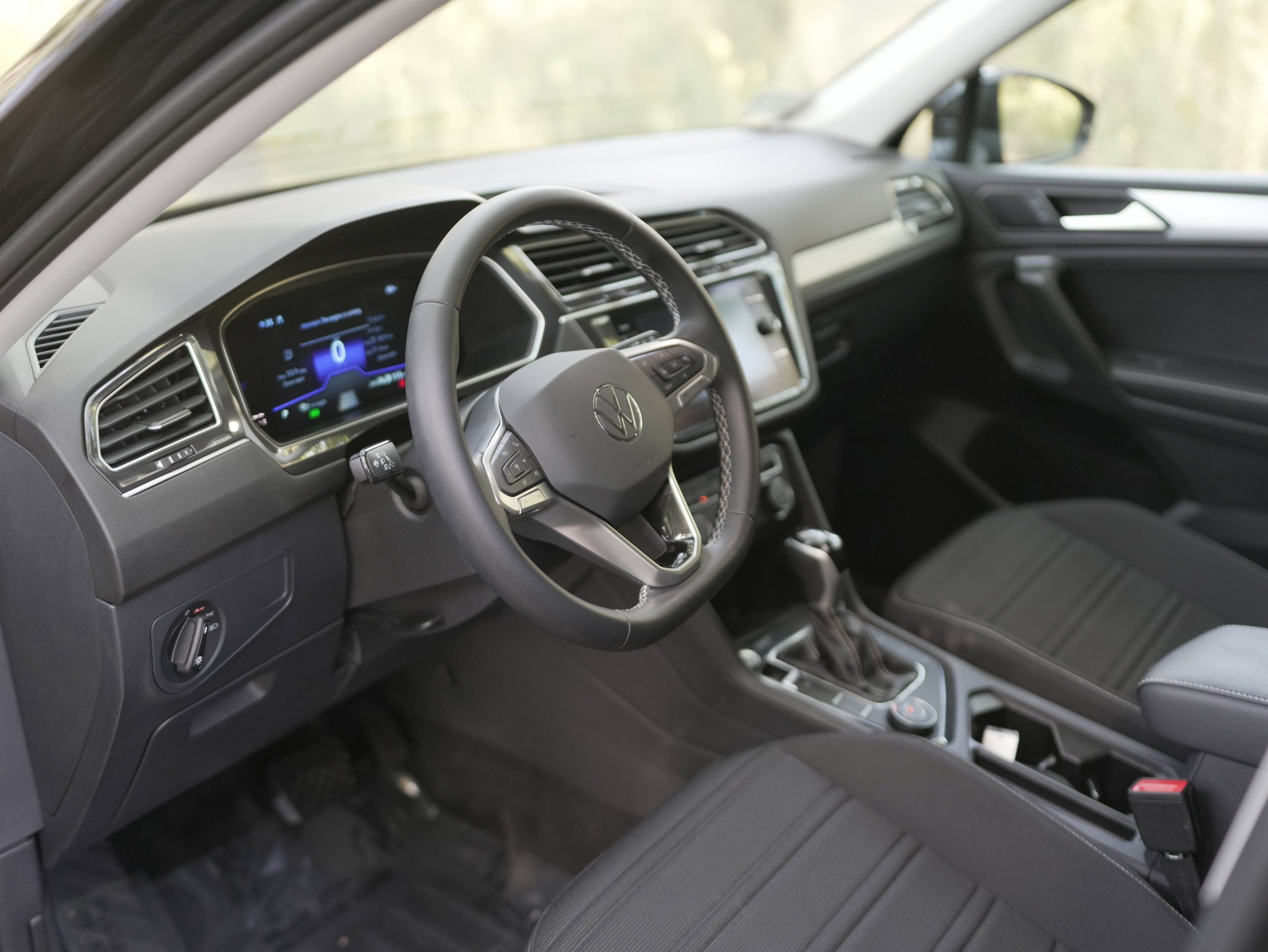 2024 Volkswagen Tiguan S