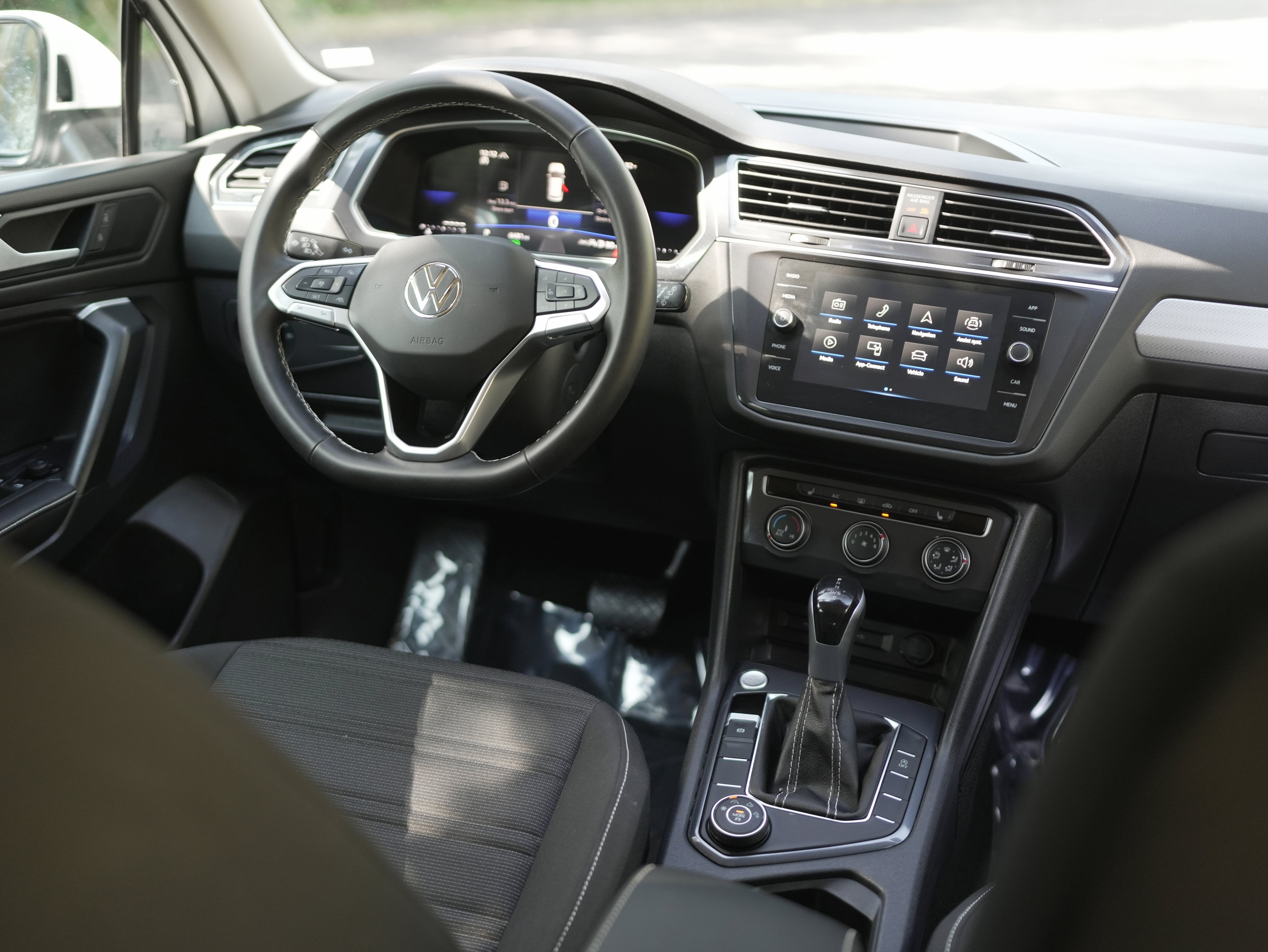 2024 Volkswagen Tiguan S