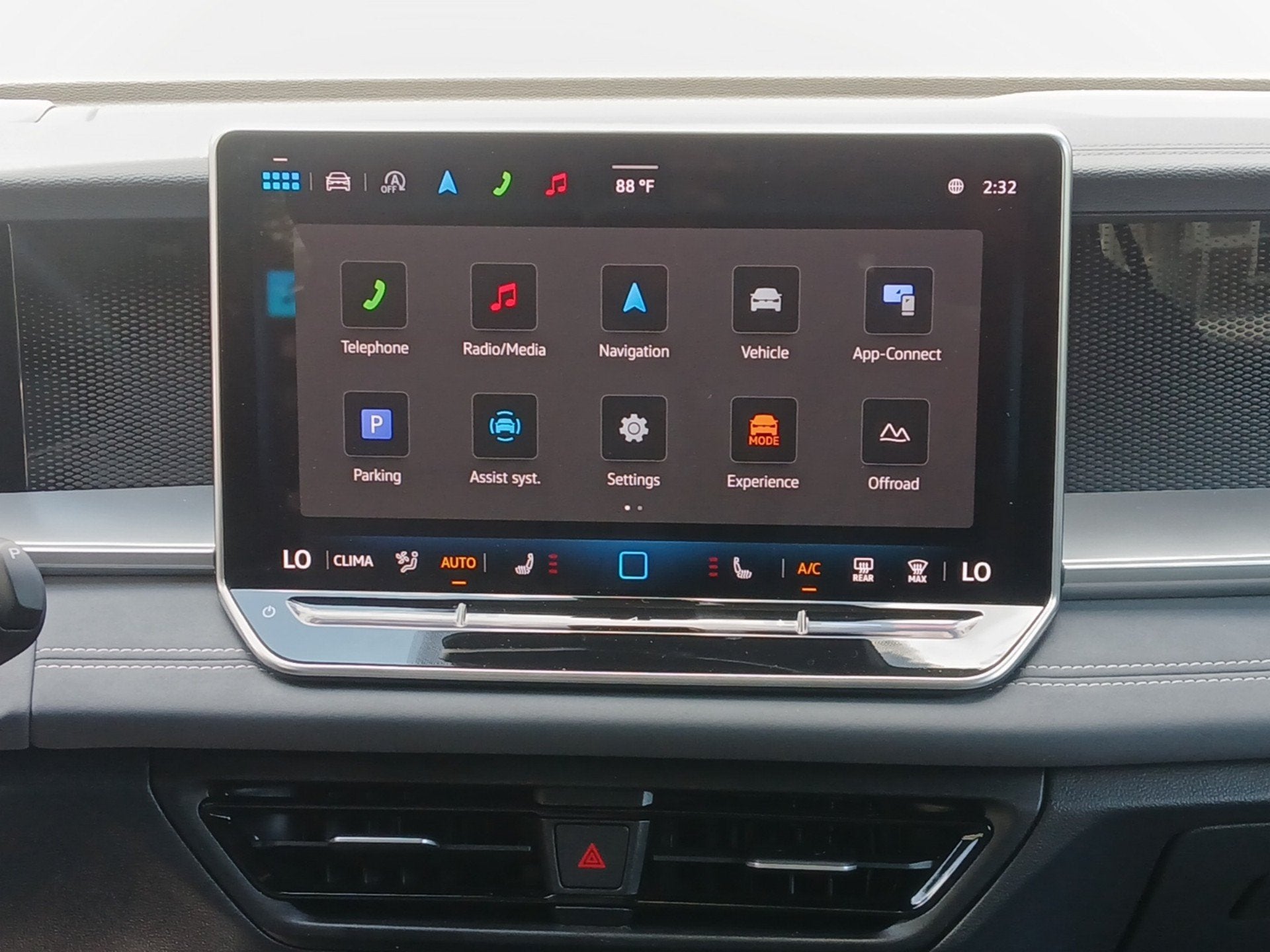 2025 Volkswagen Tiguan SE R-Line Black
