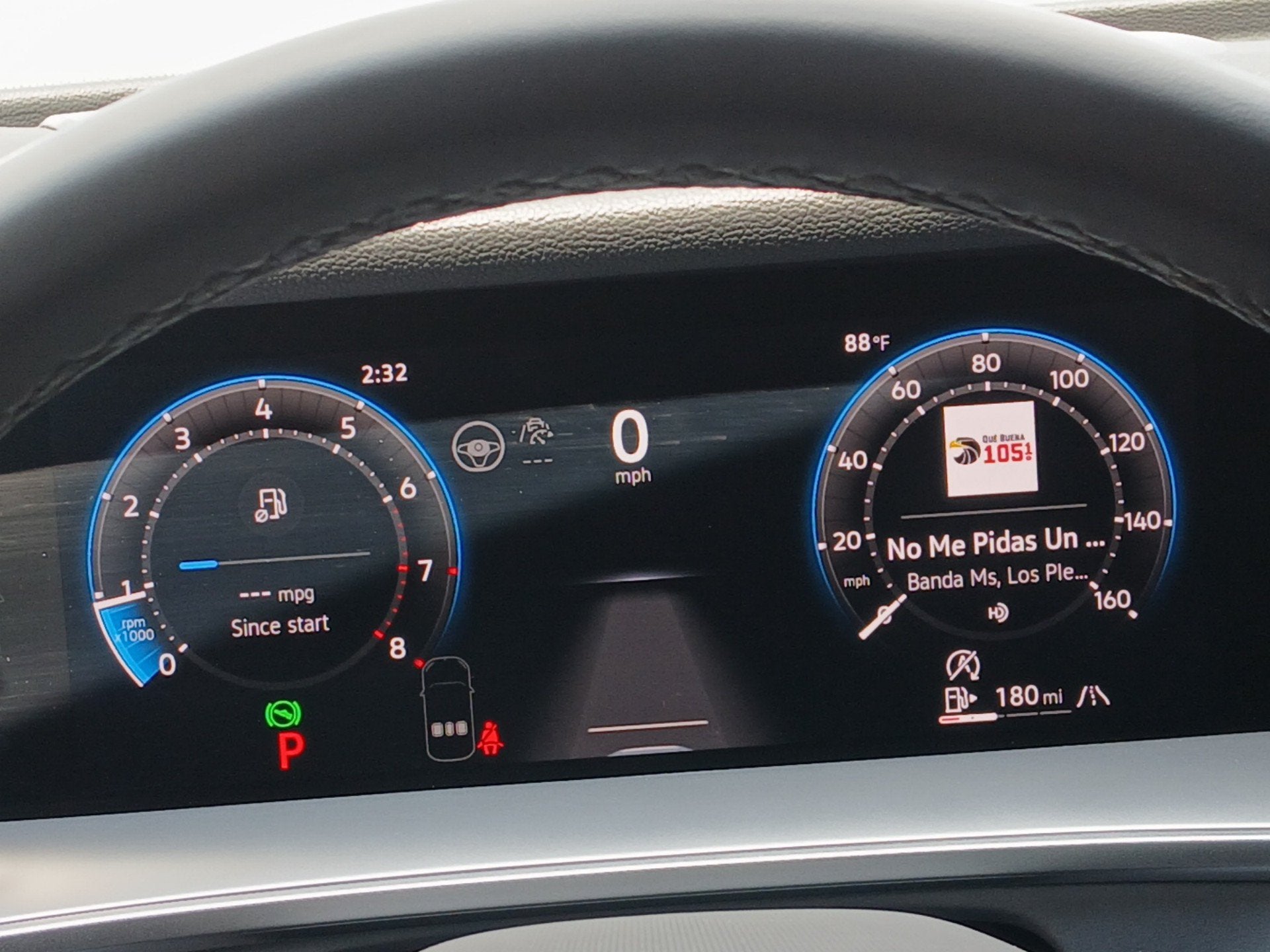 2025 Volkswagen Tiguan SE R-Line Black