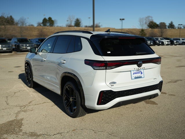 2026 Volkswagen Tiguan SE R-Line Black