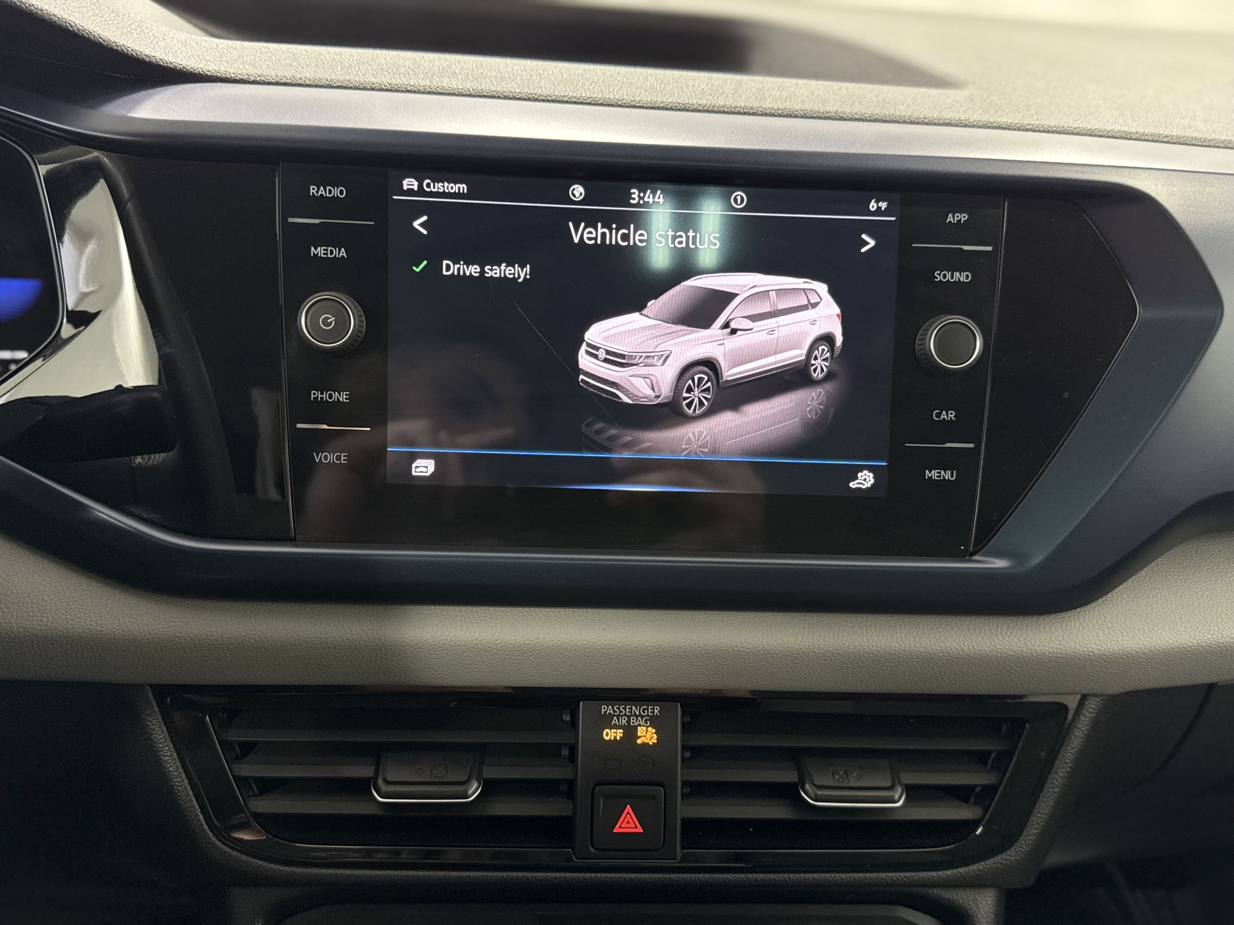 2022 Volkswagen Taos SE