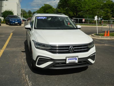 2023 Volkswagen Tiguan 2.0T SE