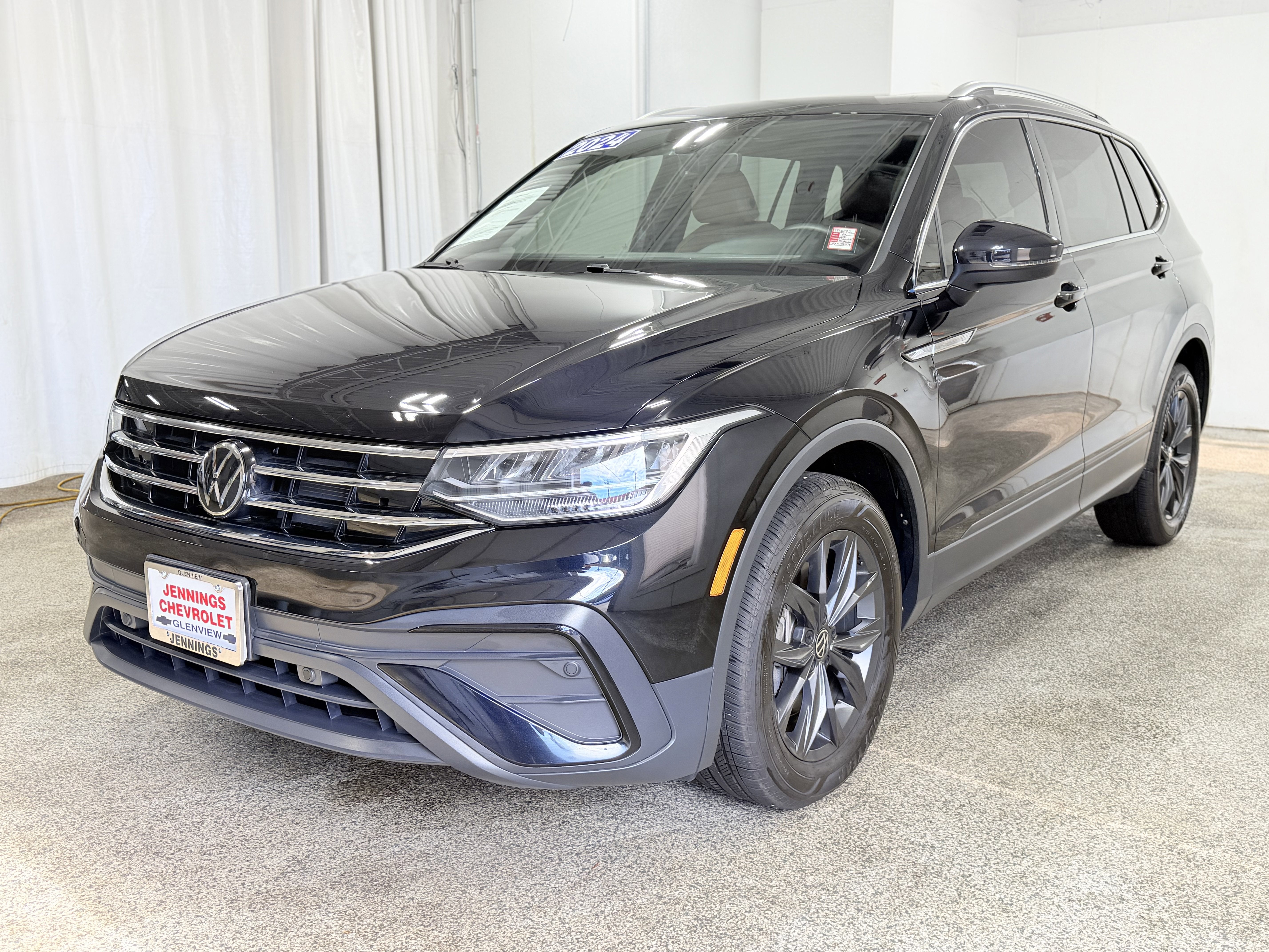 2024 Volkswagen Tiguan 2.0T SE