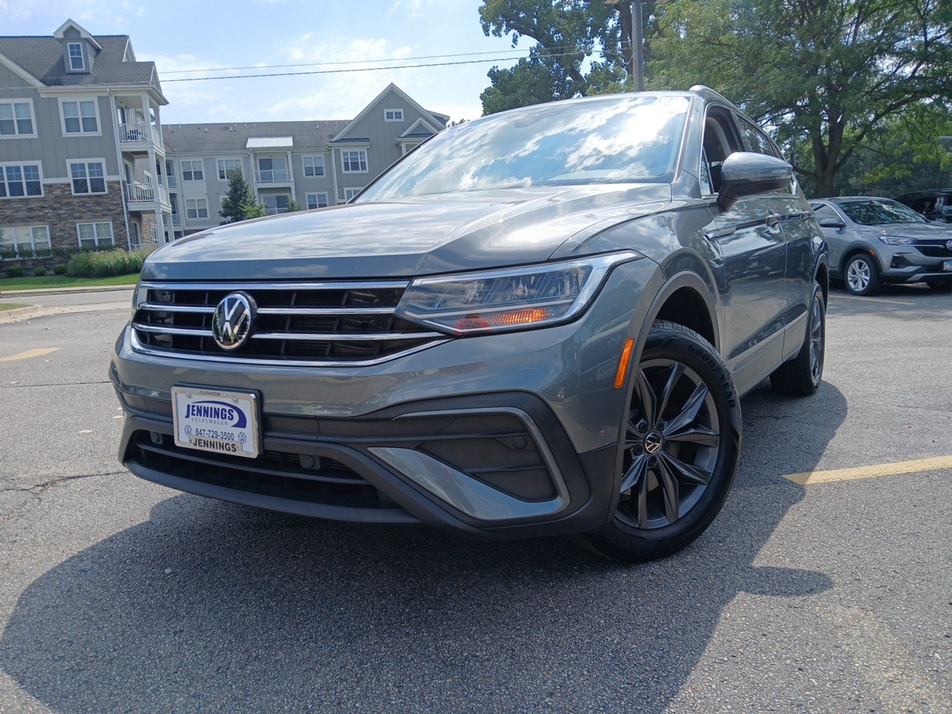 2024 Volkswagen Tiguan 2.0T SE