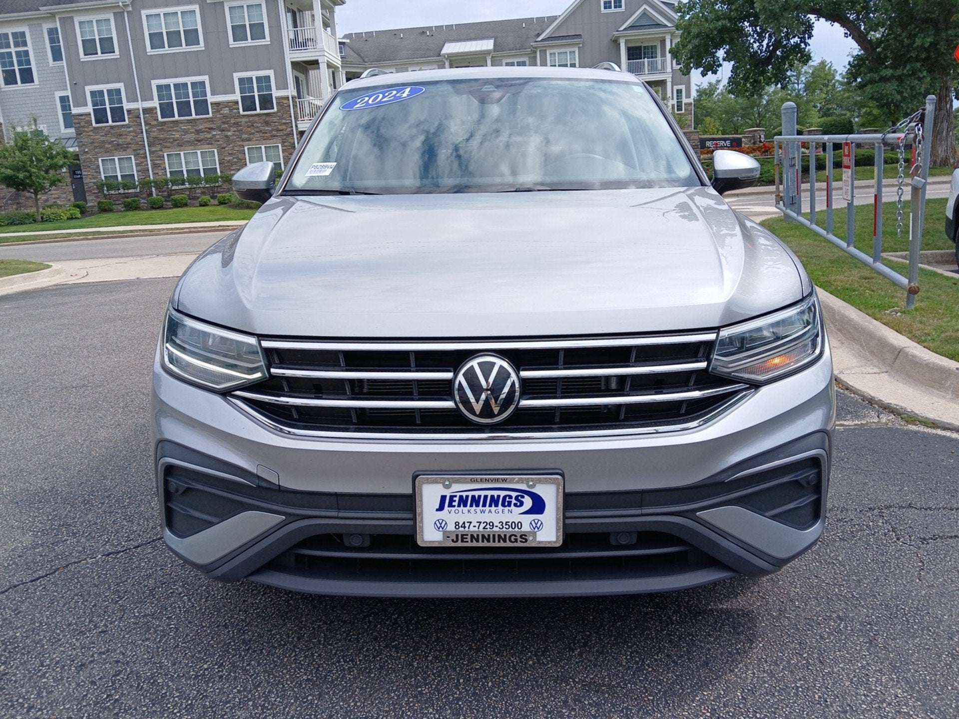 2024 Volkswagen Tiguan 2.0T SE