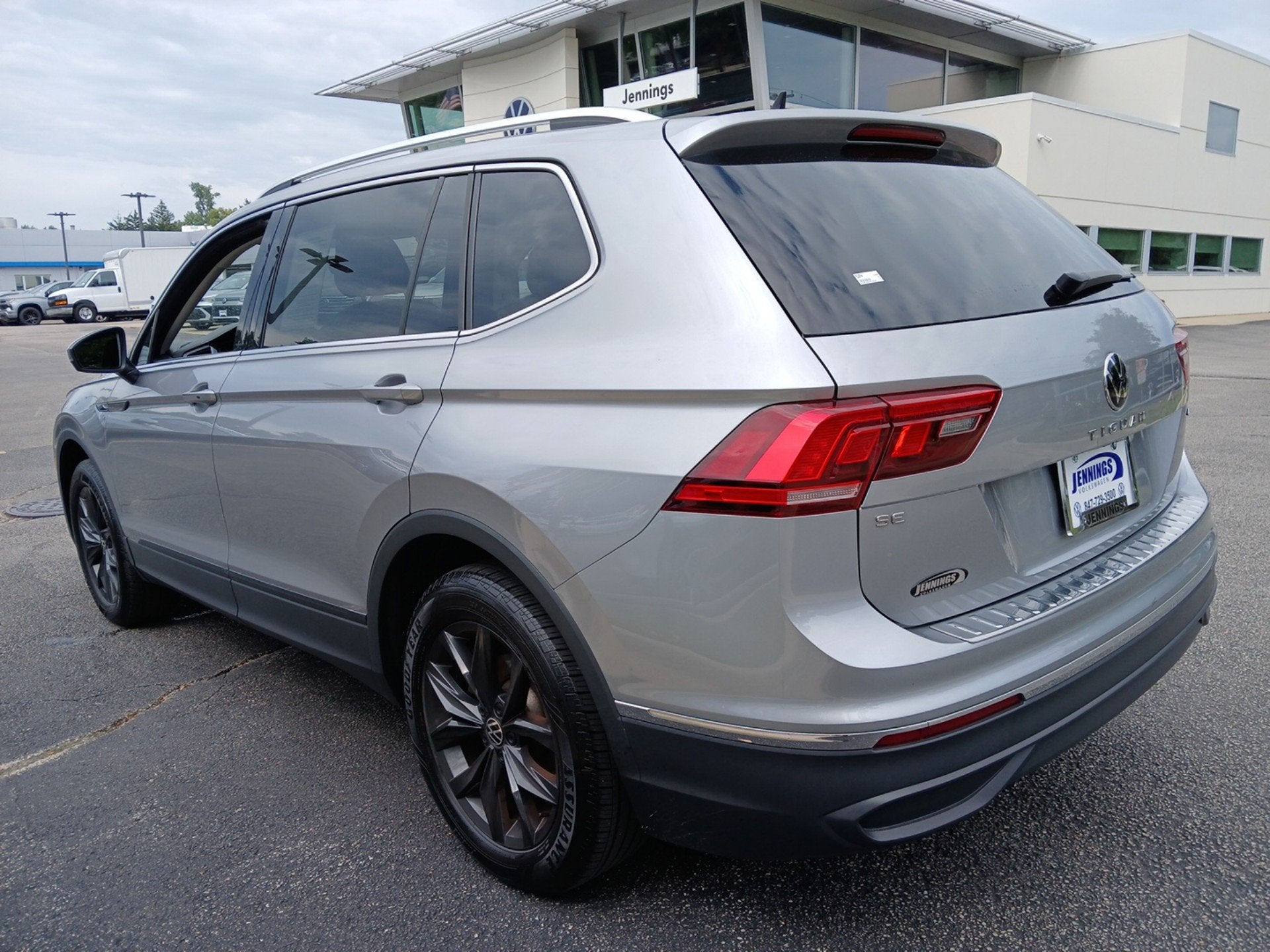 2024 Volkswagen Tiguan 2.0T SE