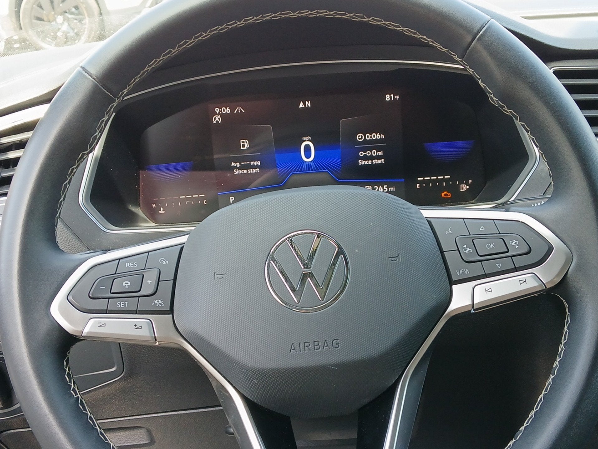 2023 Volkswagen Tiguan SE