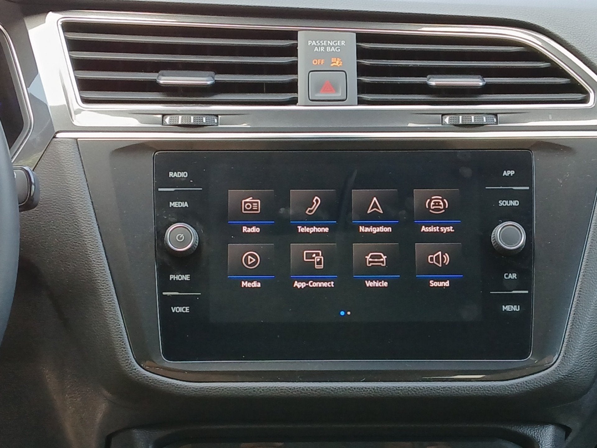 2023 Volkswagen Tiguan SE
