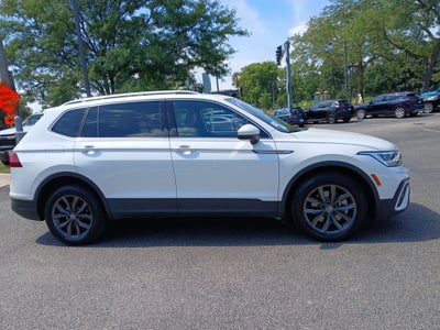 2023 Volkswagen Tiguan SE