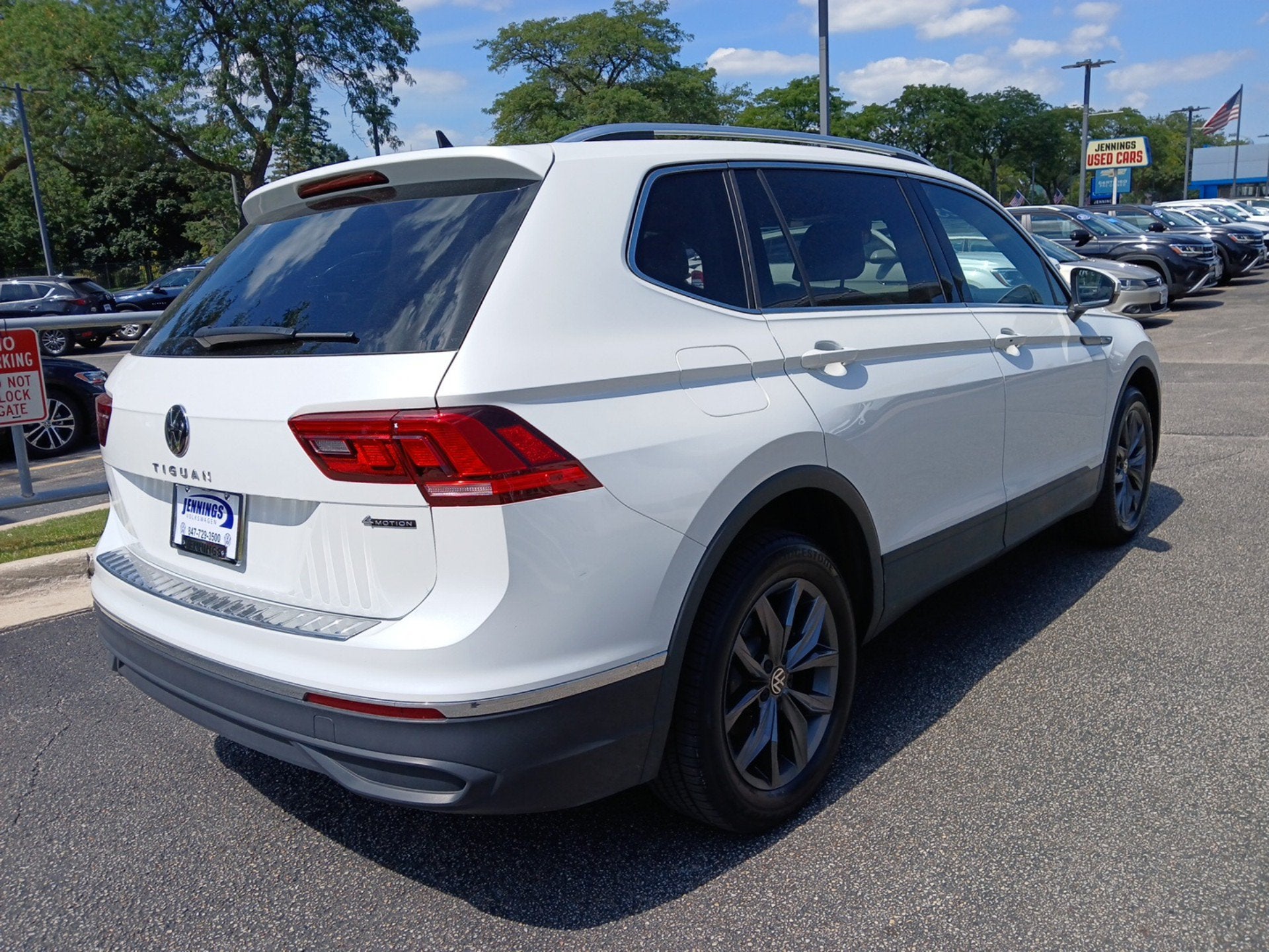 2023 Volkswagen Tiguan SE