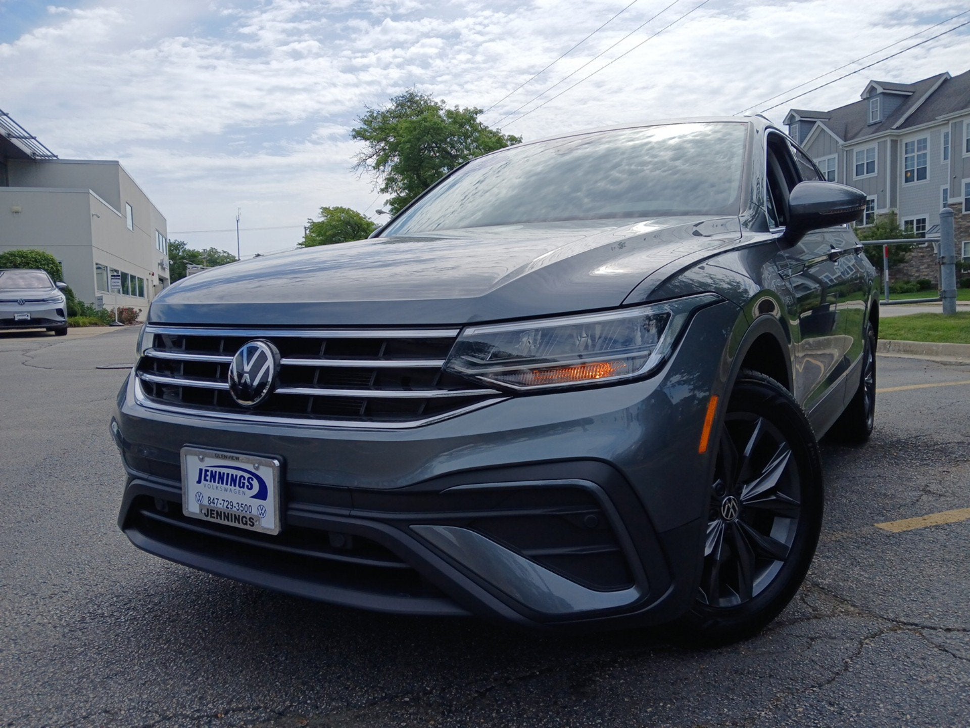 2024 Volkswagen Tiguan 2.0T SE