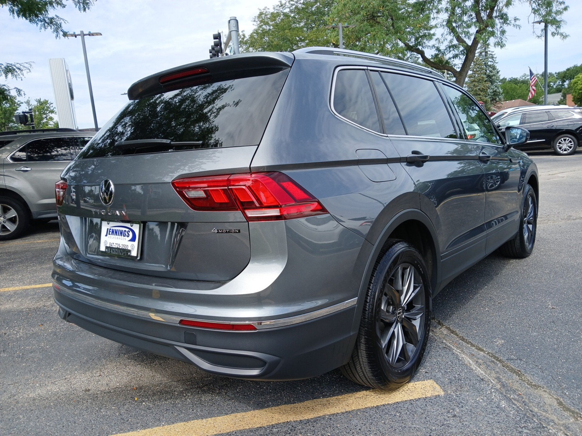 2024 Volkswagen Tiguan 2.0T SE