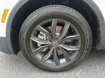 2024 Volkswagen Tiguan 2.0T SE