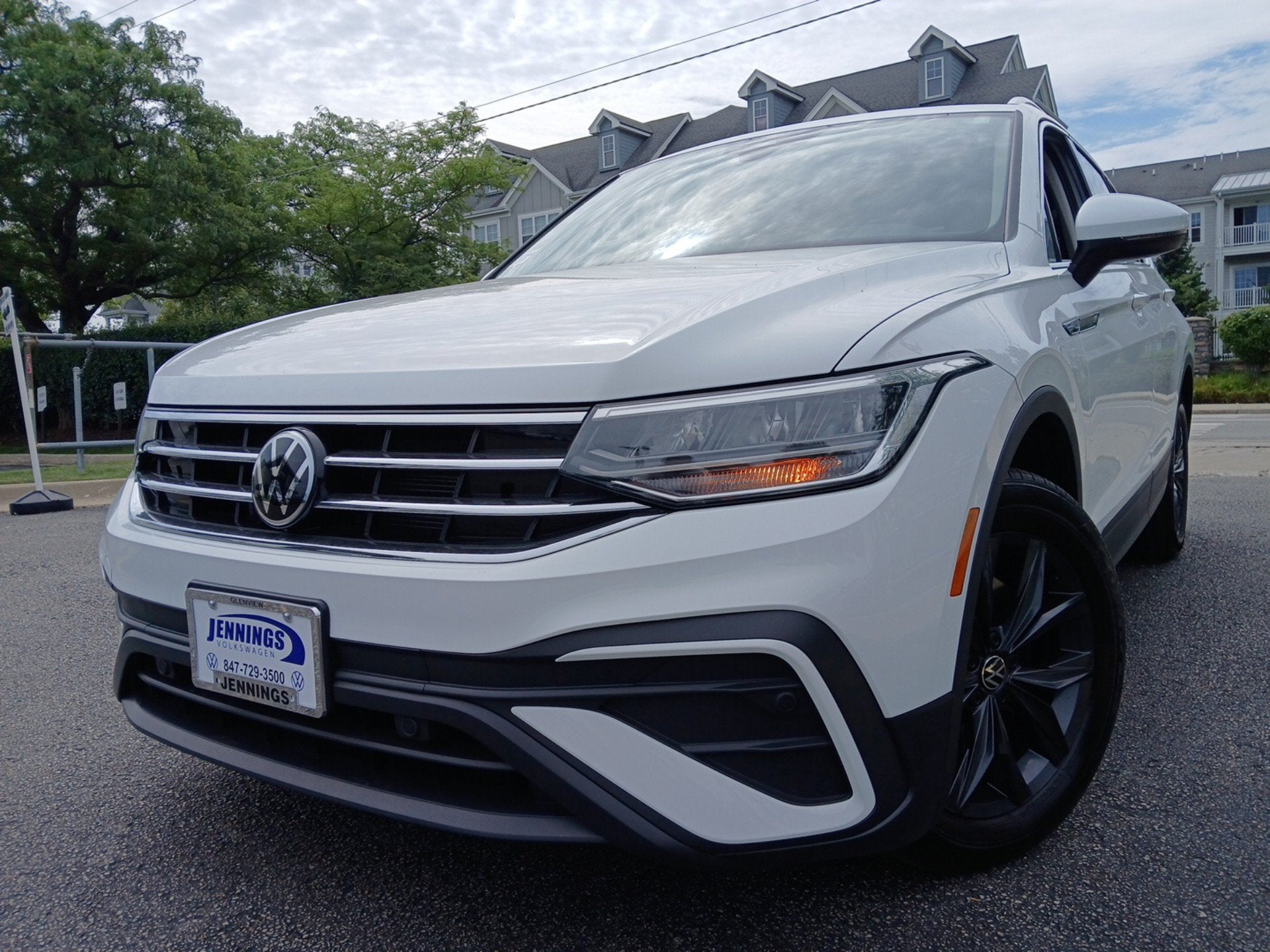 2024 Volkswagen Tiguan 2.0T SE