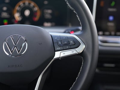 2025 Volkswagen Tiguan 2.0T SE