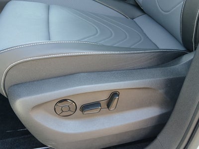 2025 Volkswagen Tiguan SE