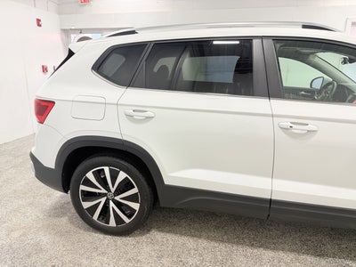2023 Volkswagen Taos SE
