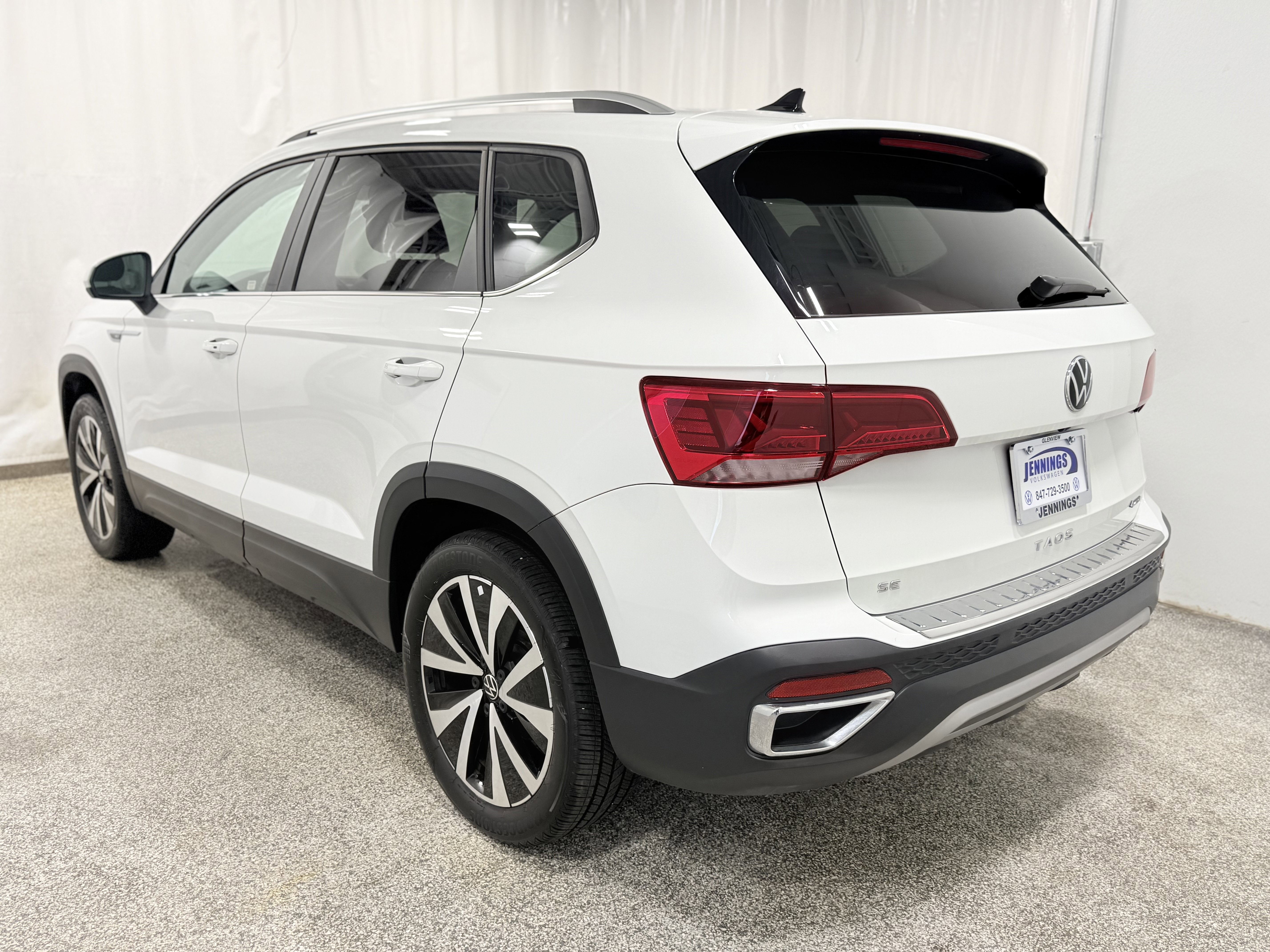 2023 Volkswagen Taos SE