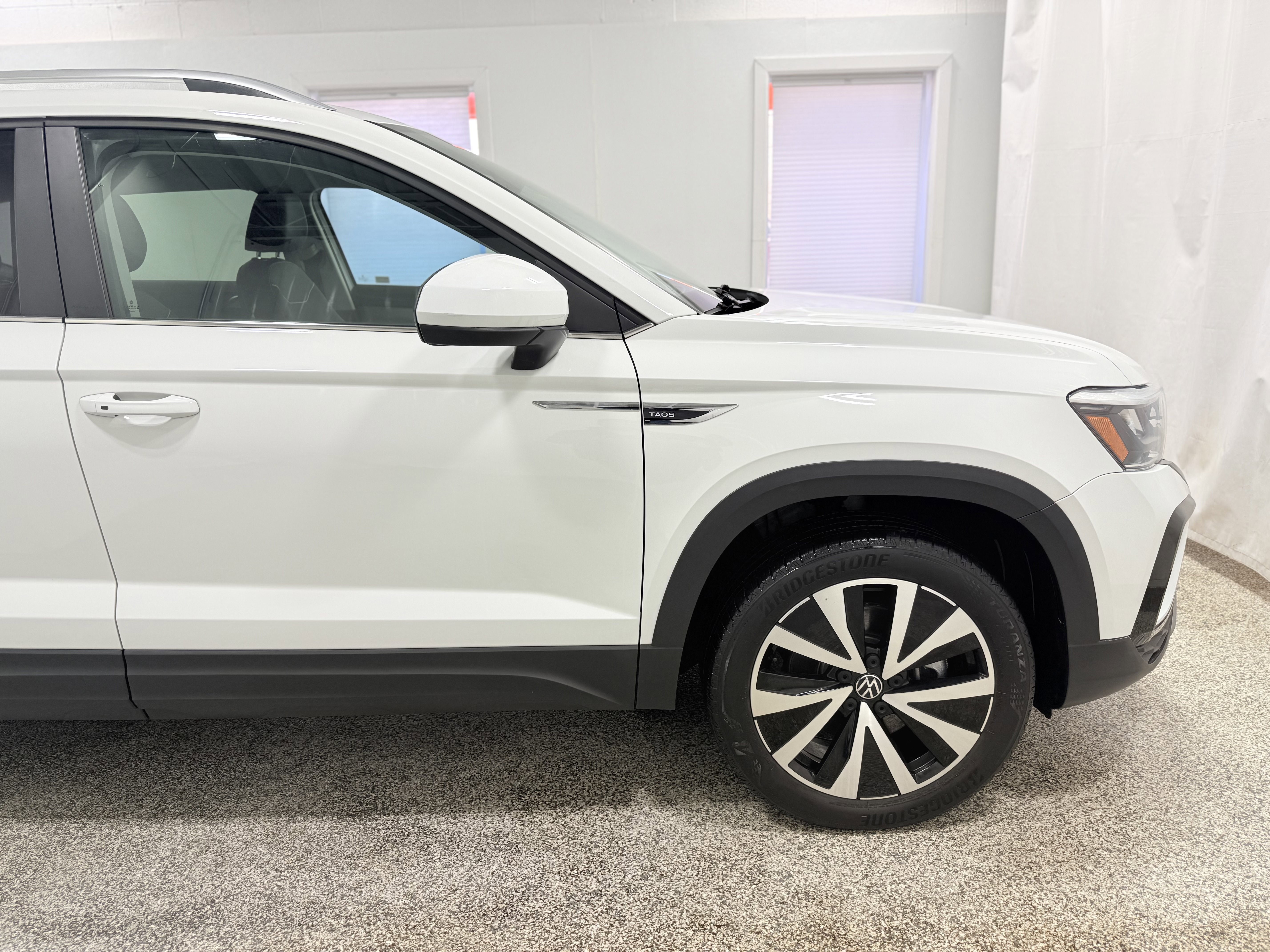 2023 Volkswagen Taos SE